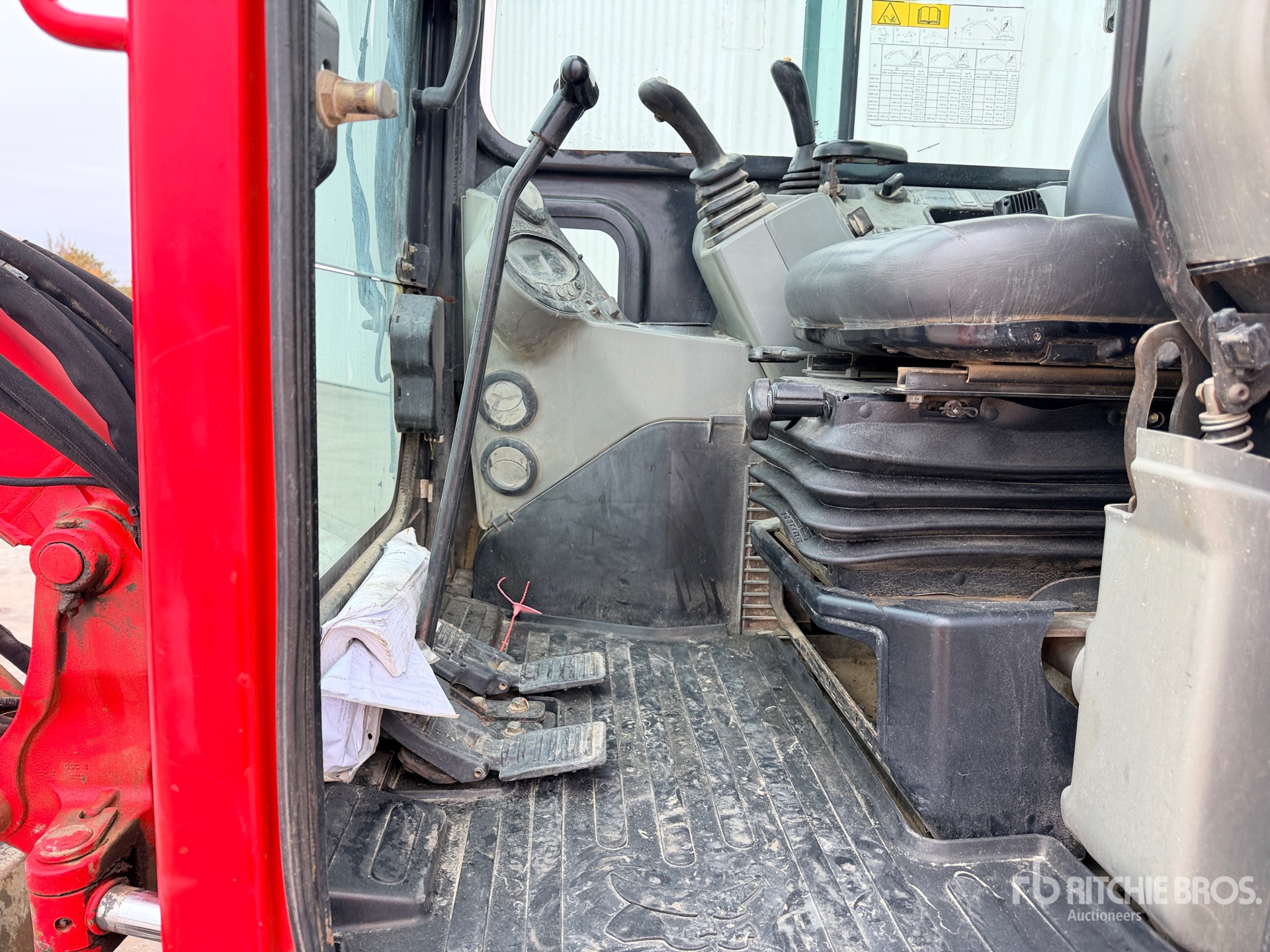 2014 Bobcat E50EM