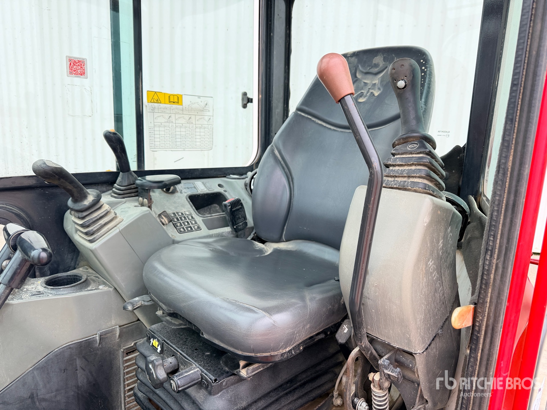 2014 Bobcat E50EM