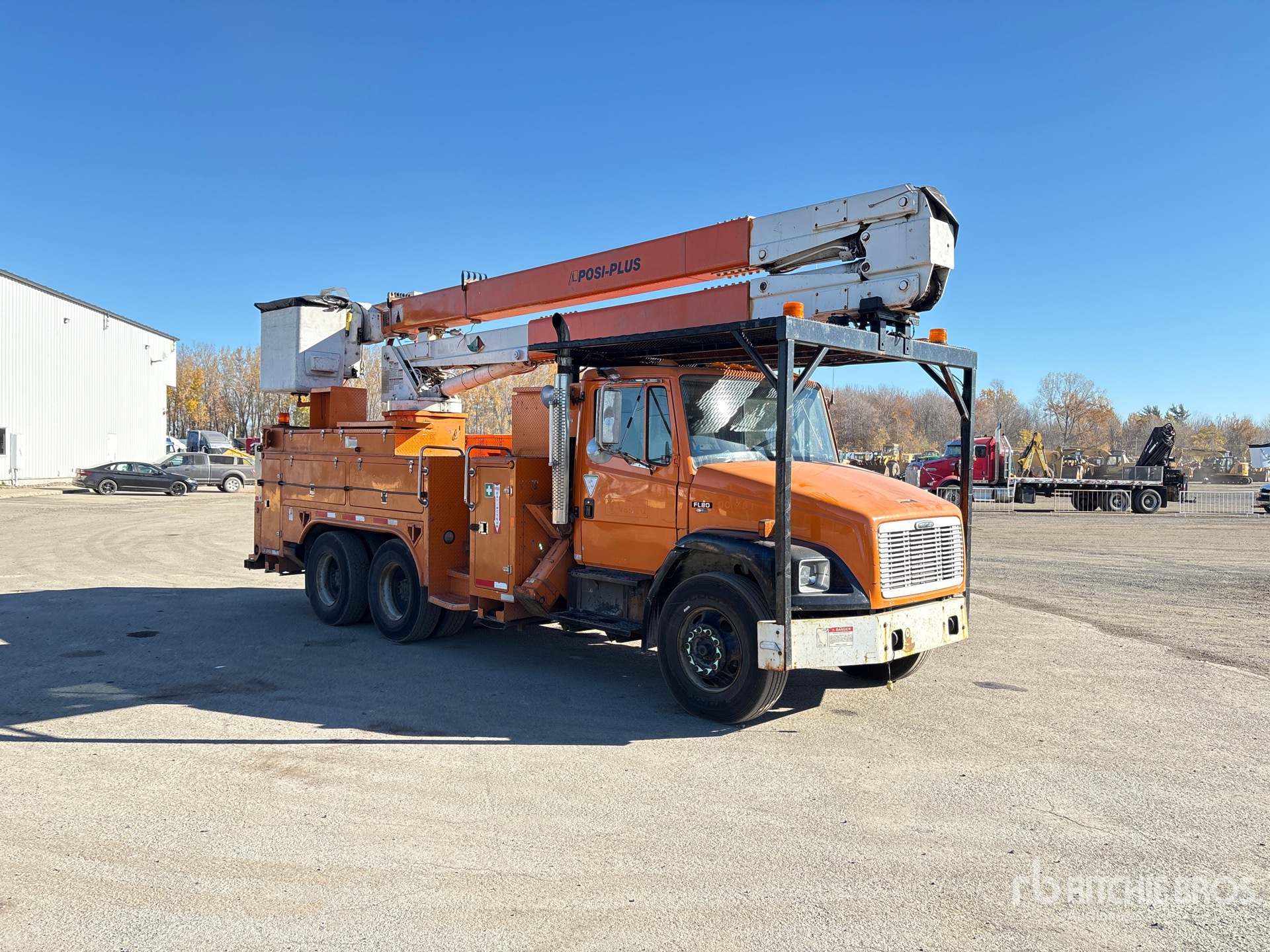 2000 Freightliner FL 80