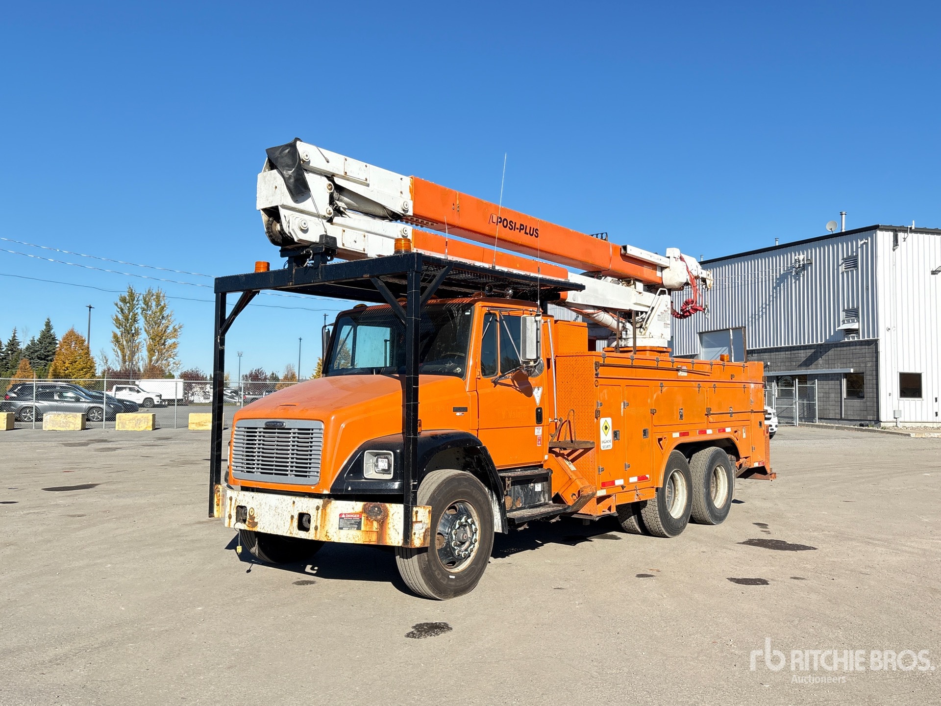 2000 Freightliner FL 80