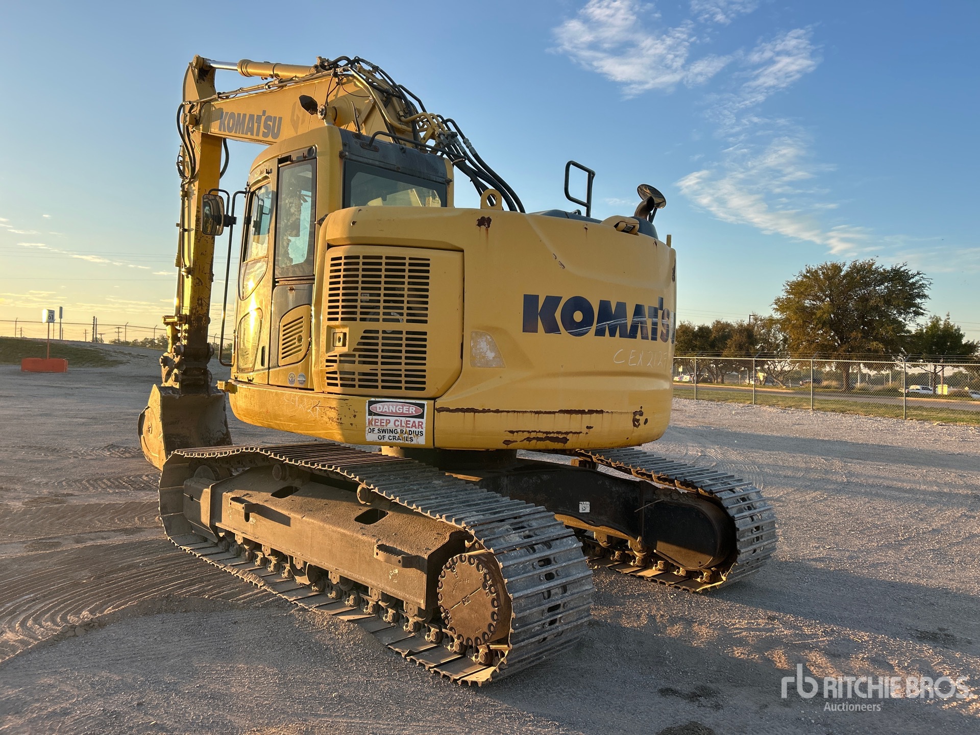 2014 Komatsu PC228US-10