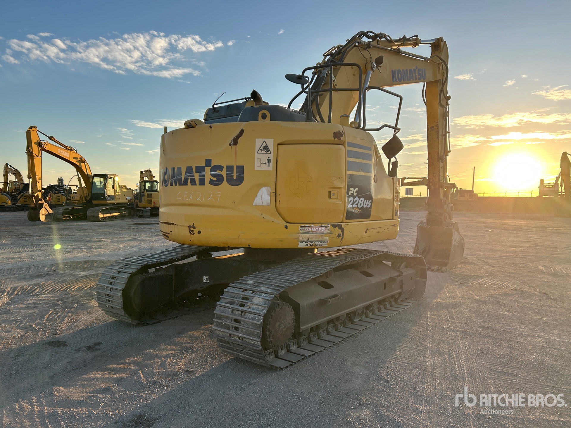2014 Komatsu PC228US-10