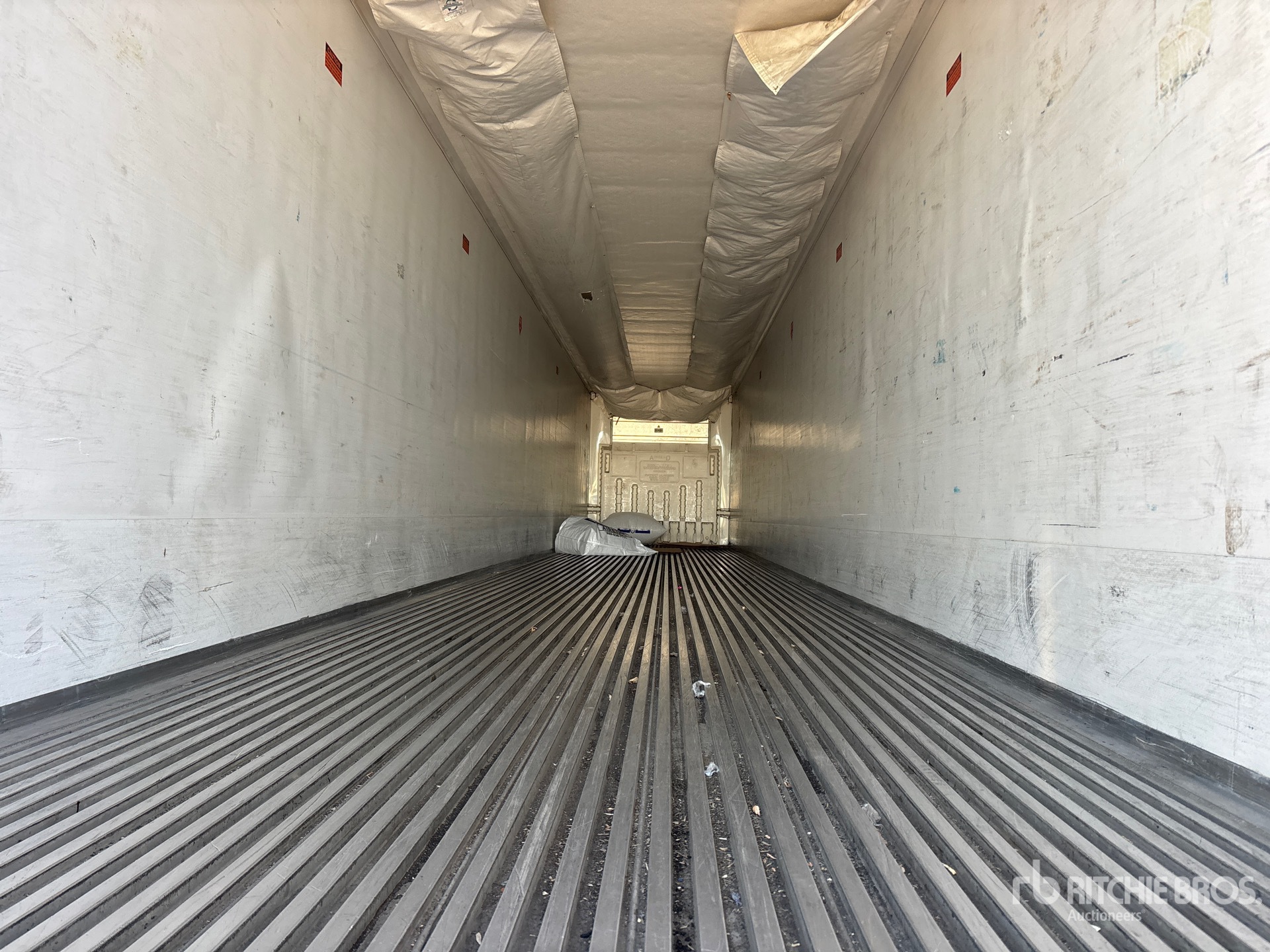 2017 Wabash 53 ft x 102 in T/A