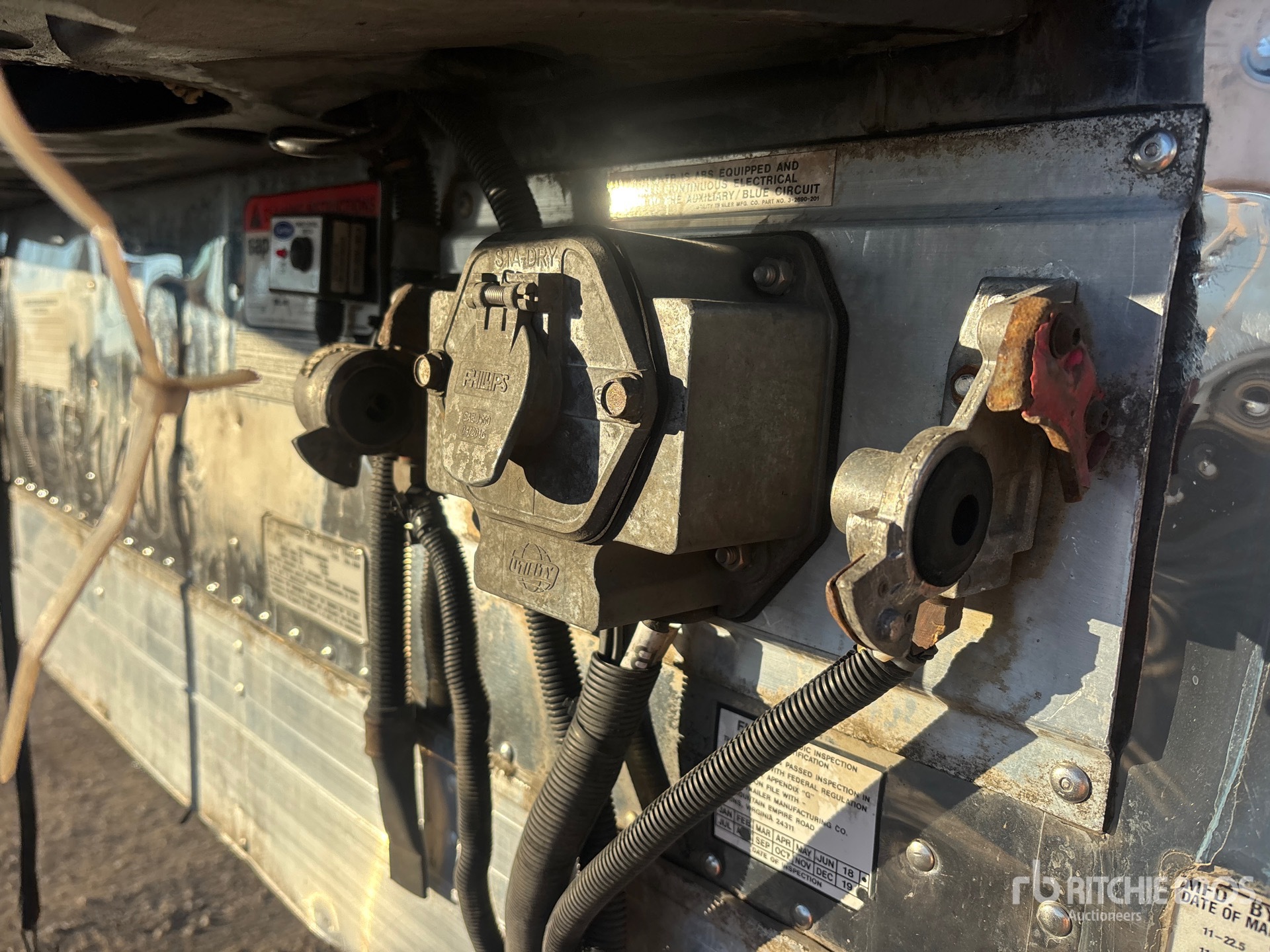 2020 Utility 53 FT X 102 IN T/A