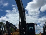 Excavator General Appearance* with Exterior Lights