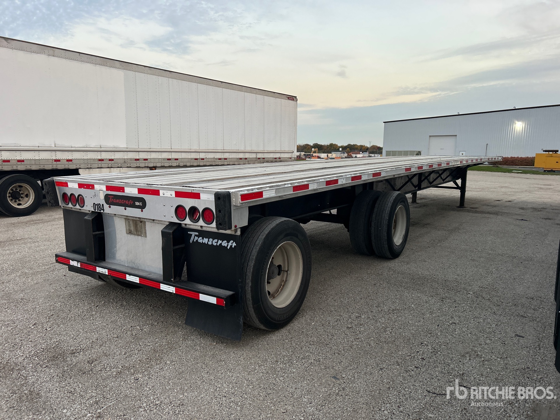 2017 Transcraft 48 ft T/A