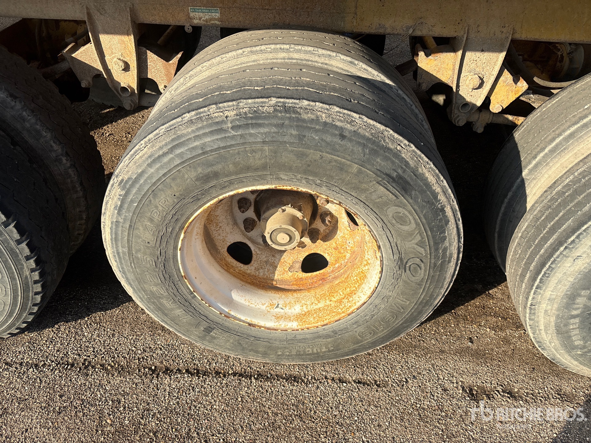 2004 Load King 15 ft Tri/A