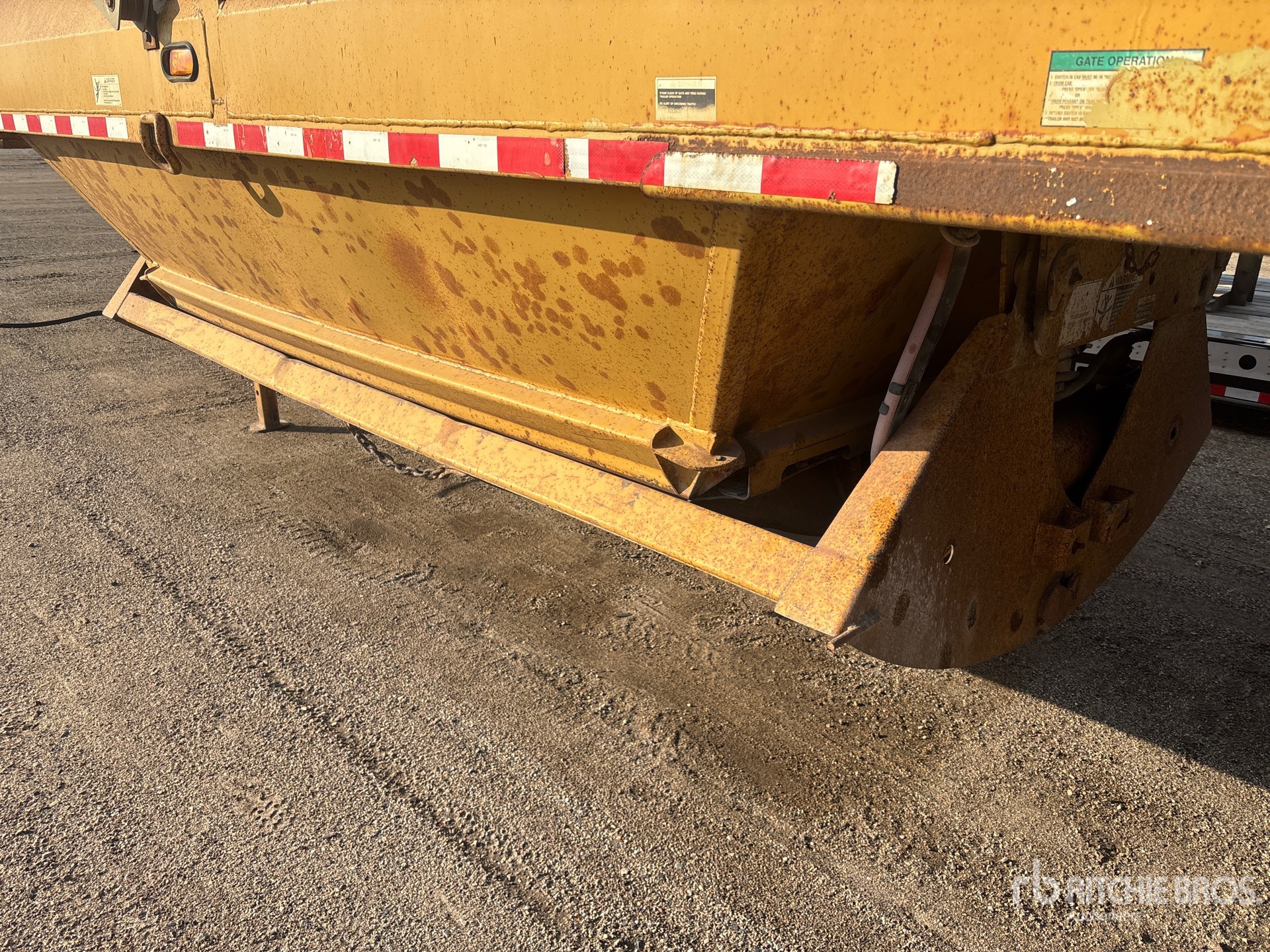 2004 Load King 15 ft Tri/A