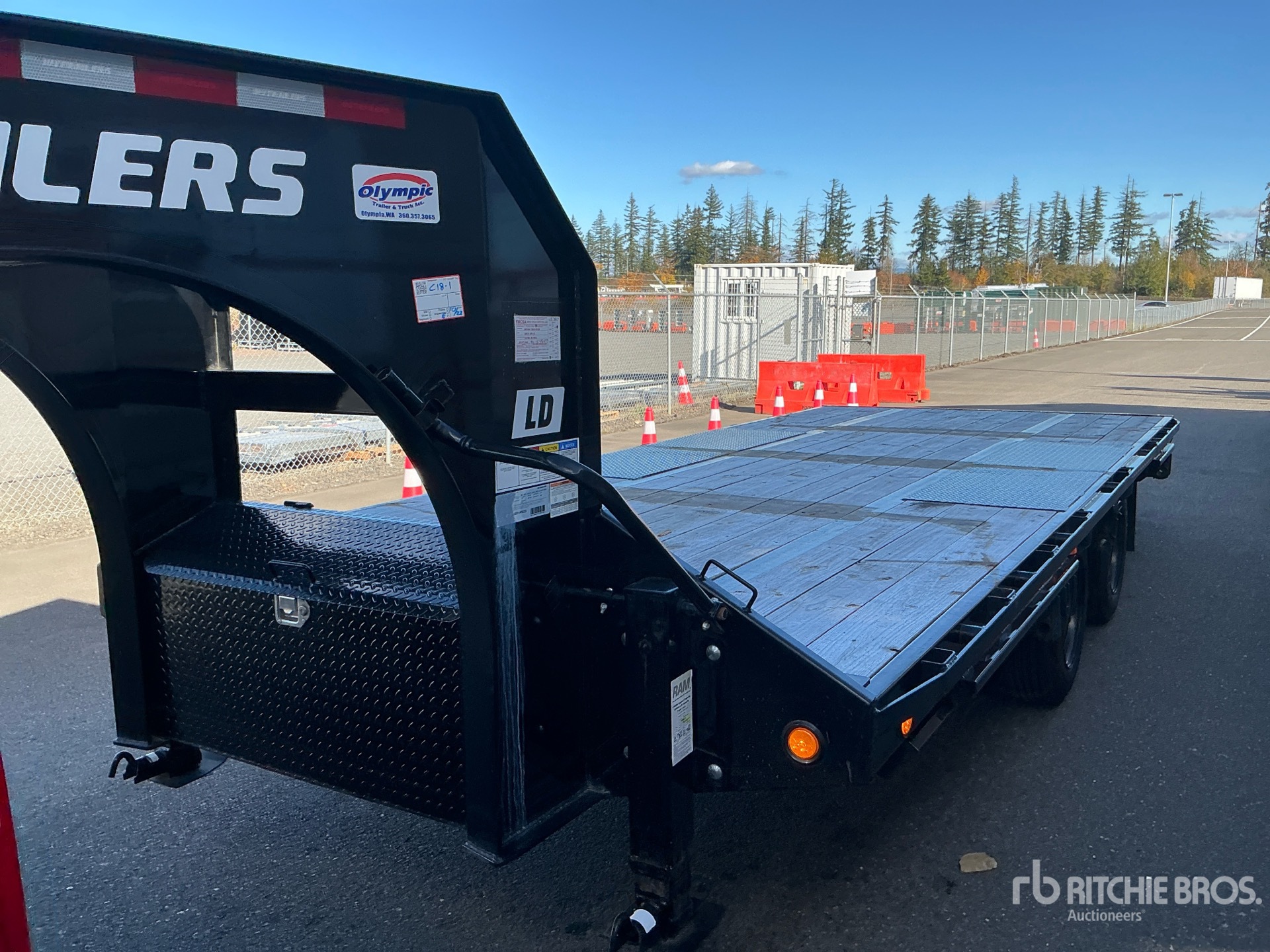 2025 Pj Trailers LD 202