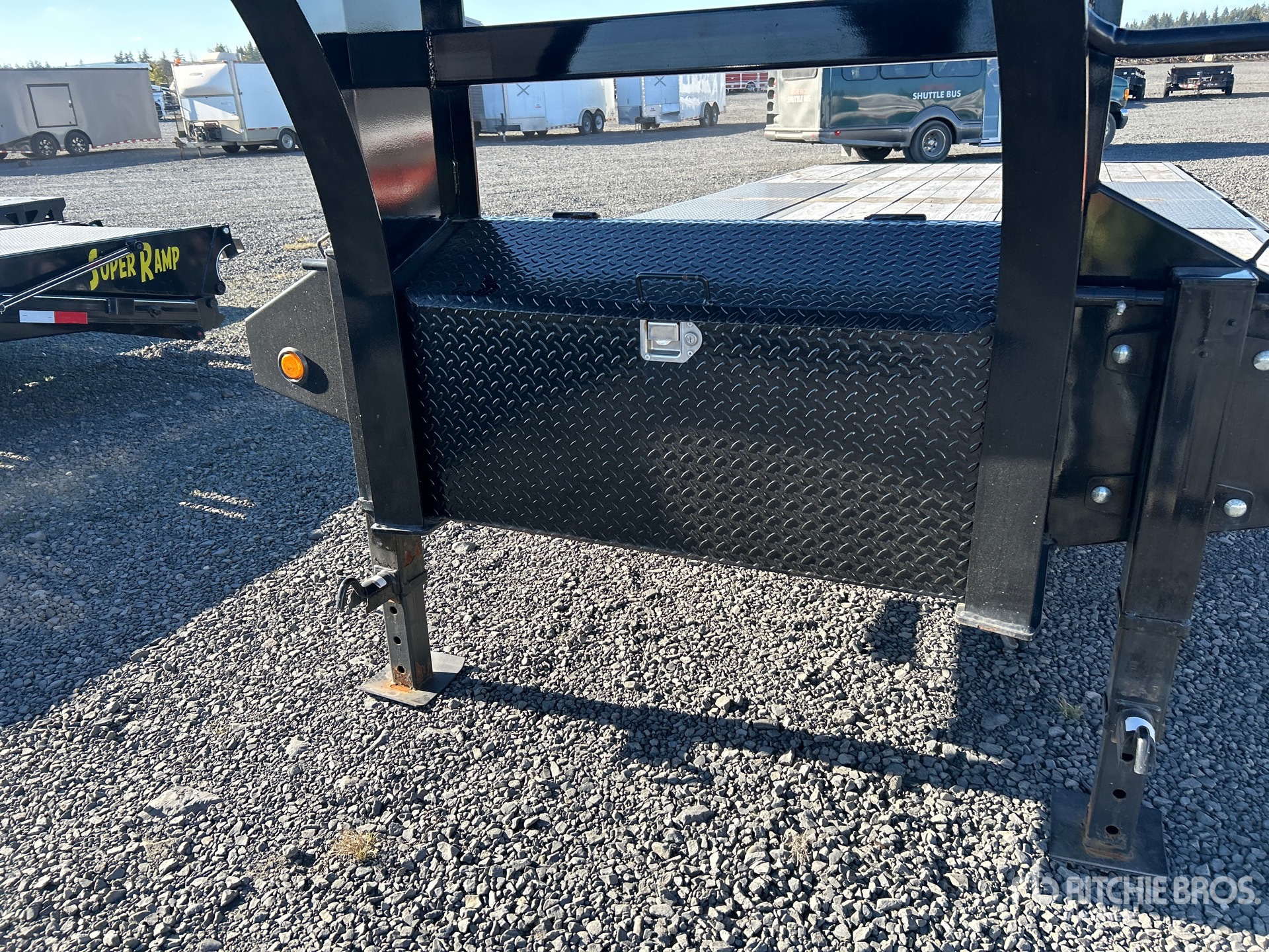 2025 Pj Trailers LD 202