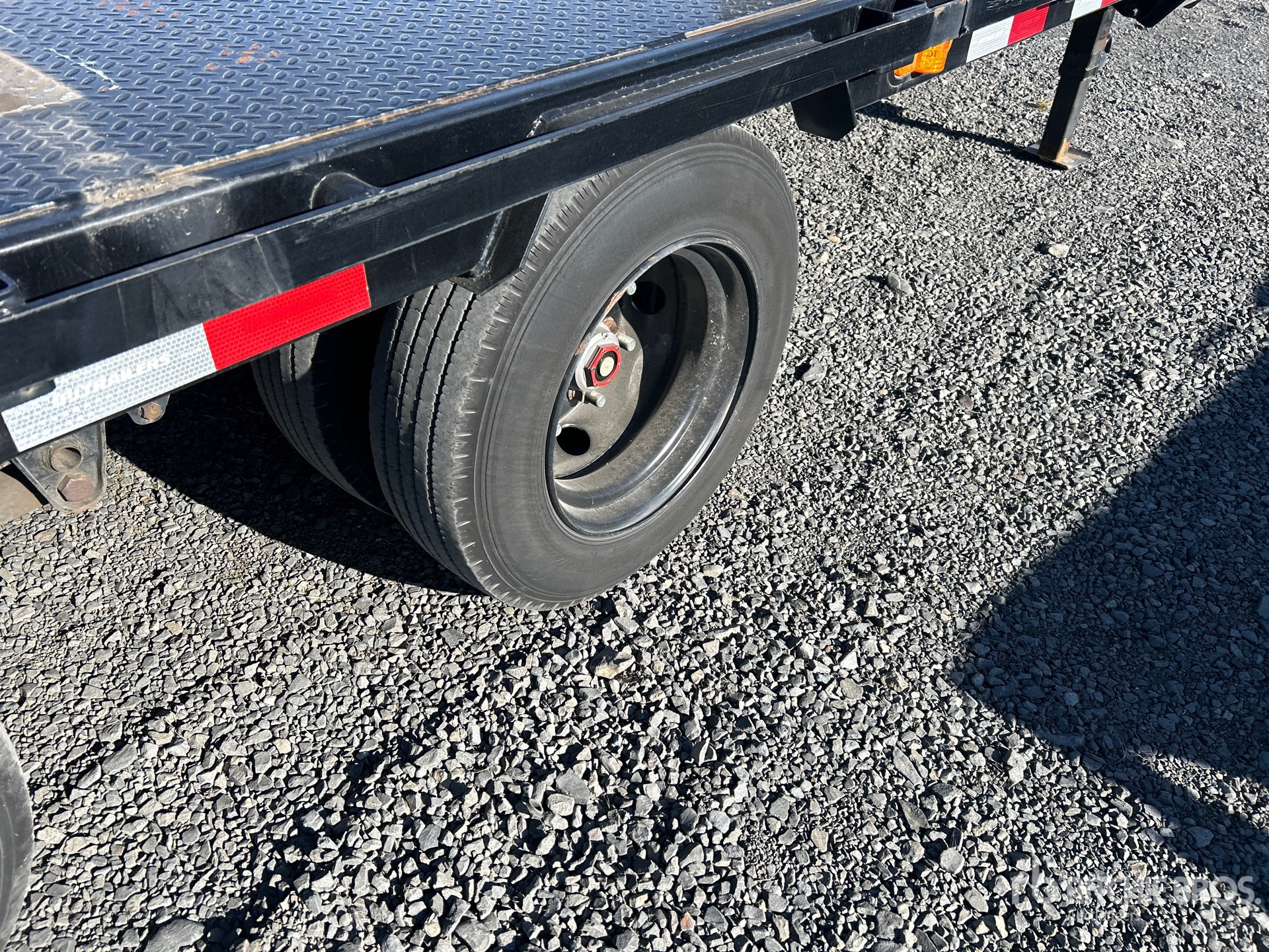 2025 Pj Trailers LD 202