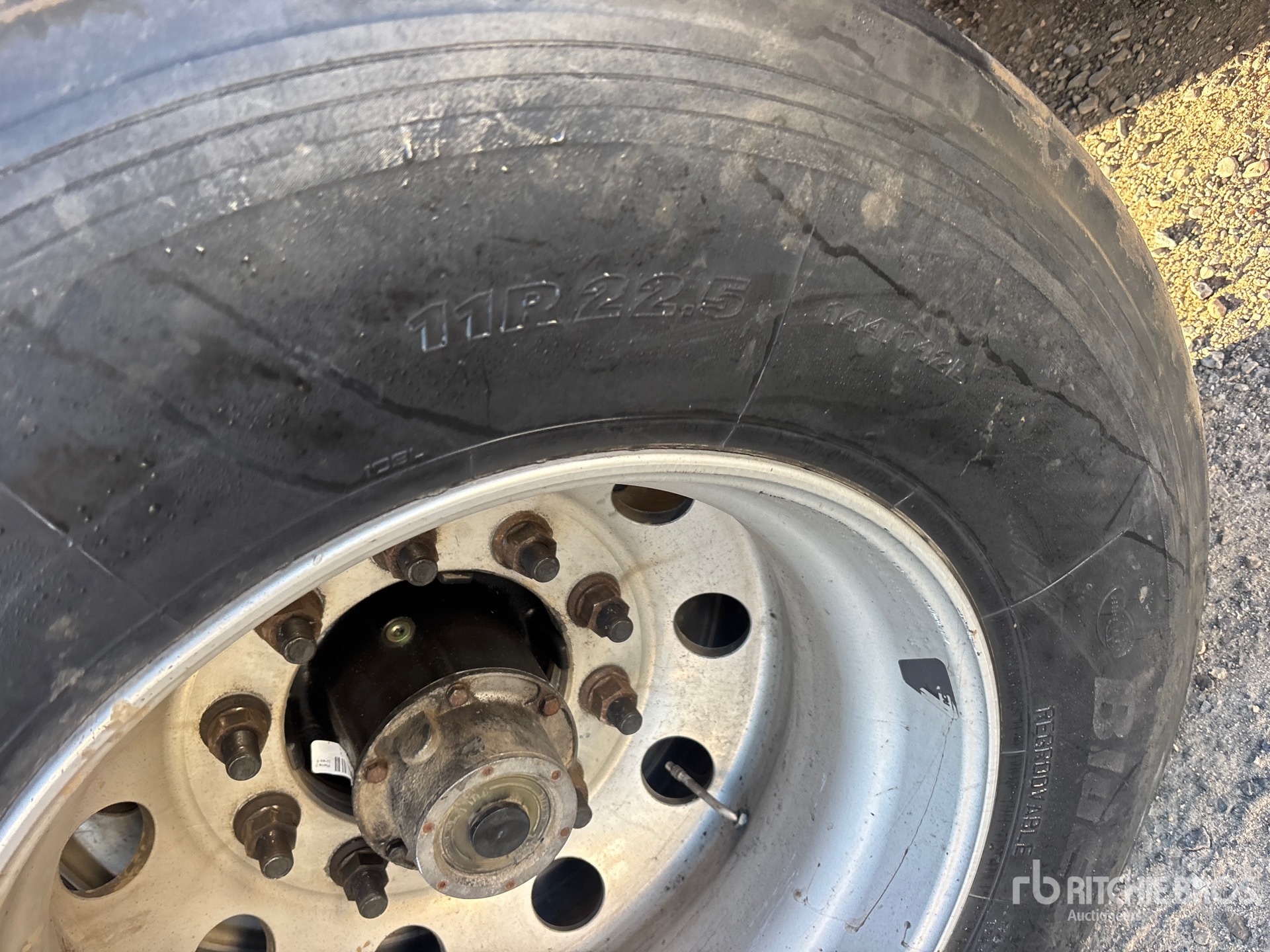 2013 Utility VS2RA