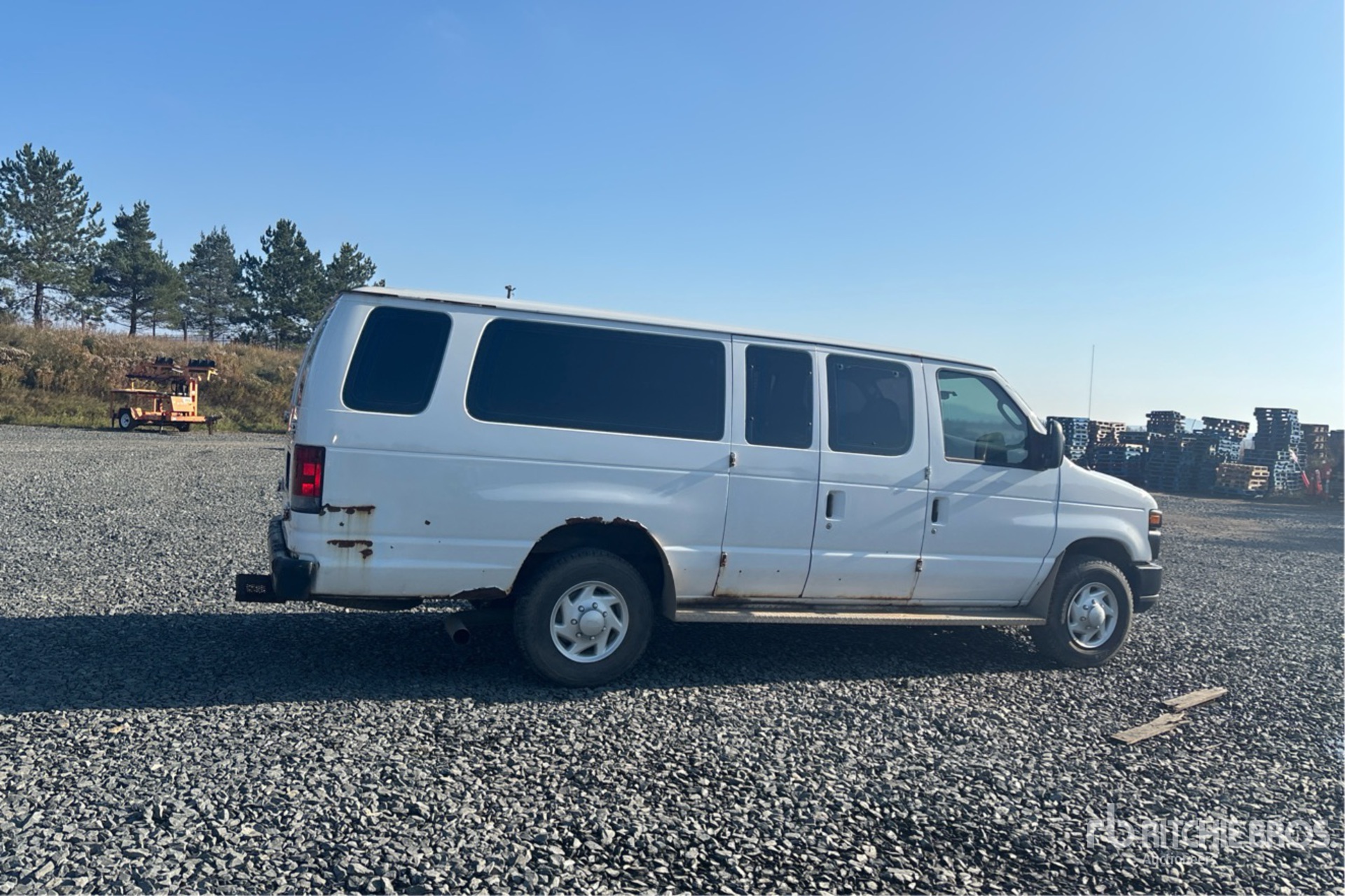 2008 Ford E-350
