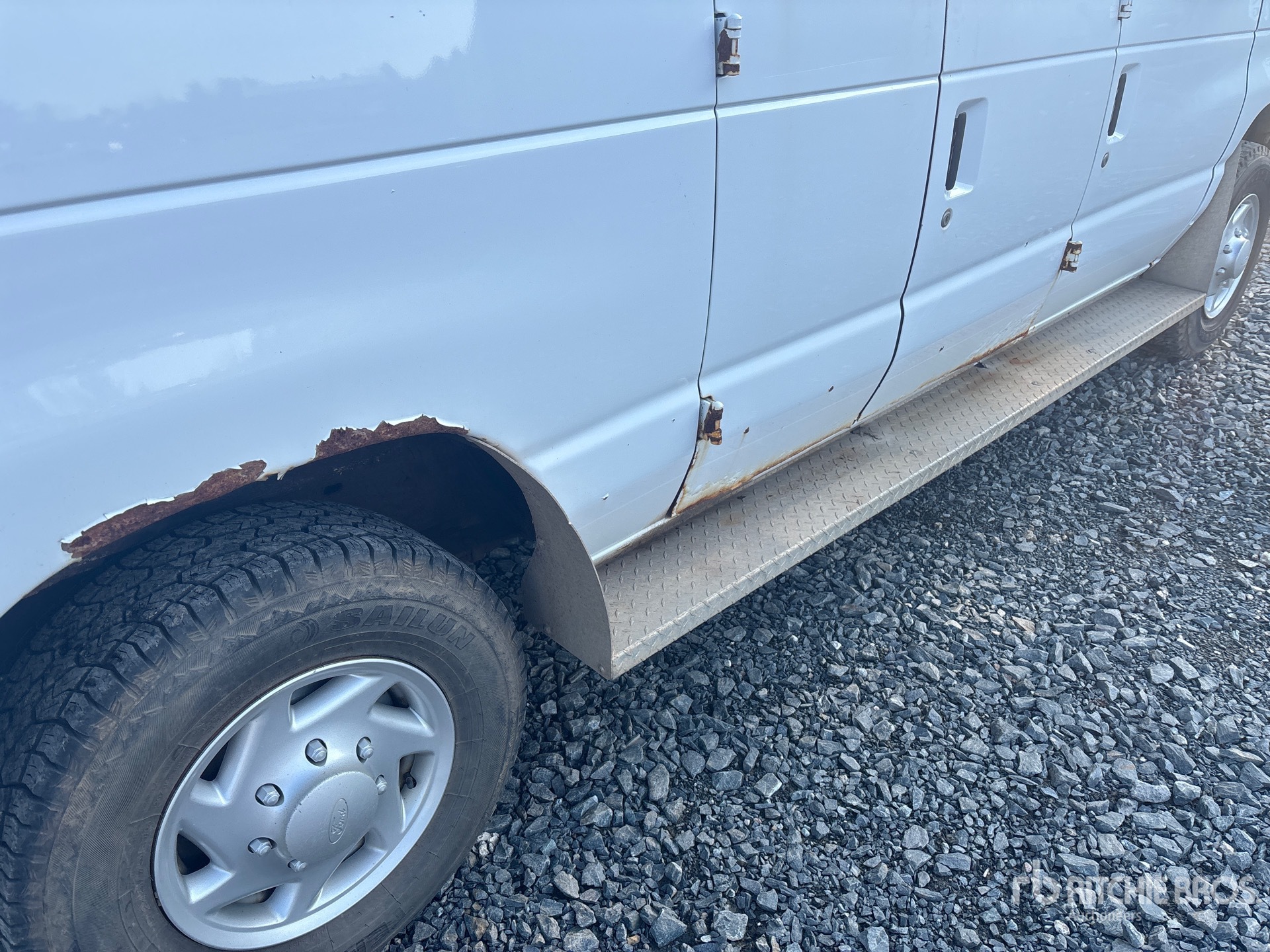 2008 Ford E-350