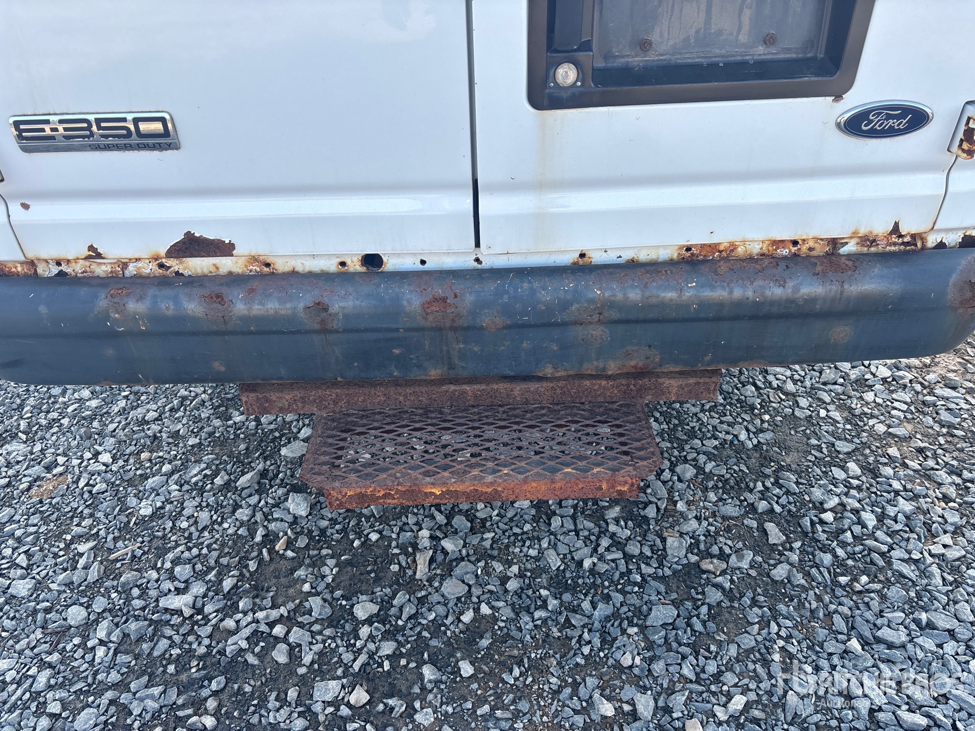 2008 Ford E-350