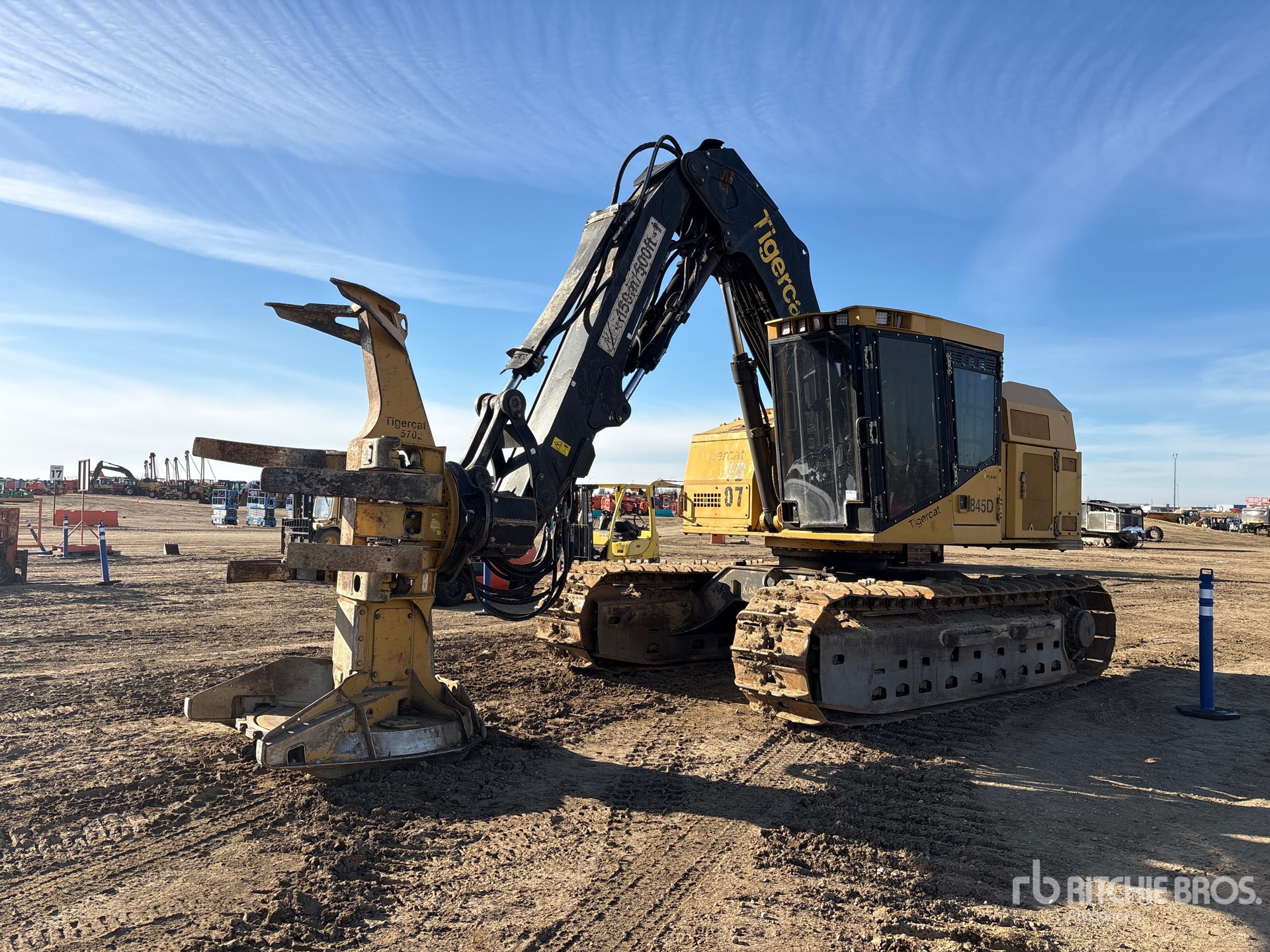 Photo of 2015 Tigercat 845D