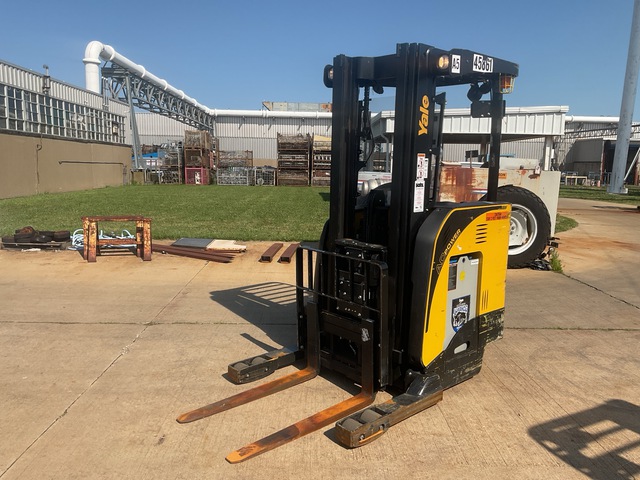 2019 Yale NR035 3500 lb Electric Forklift