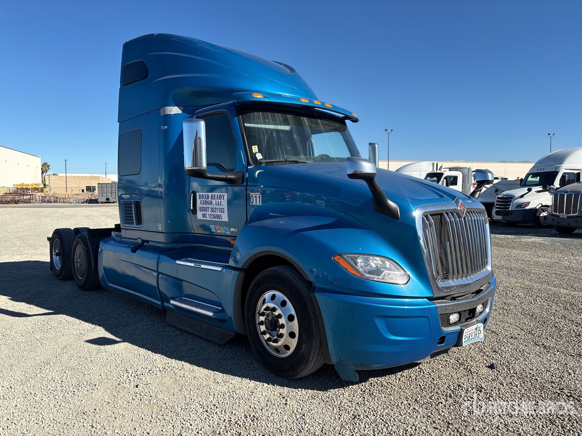 2022 International LT625