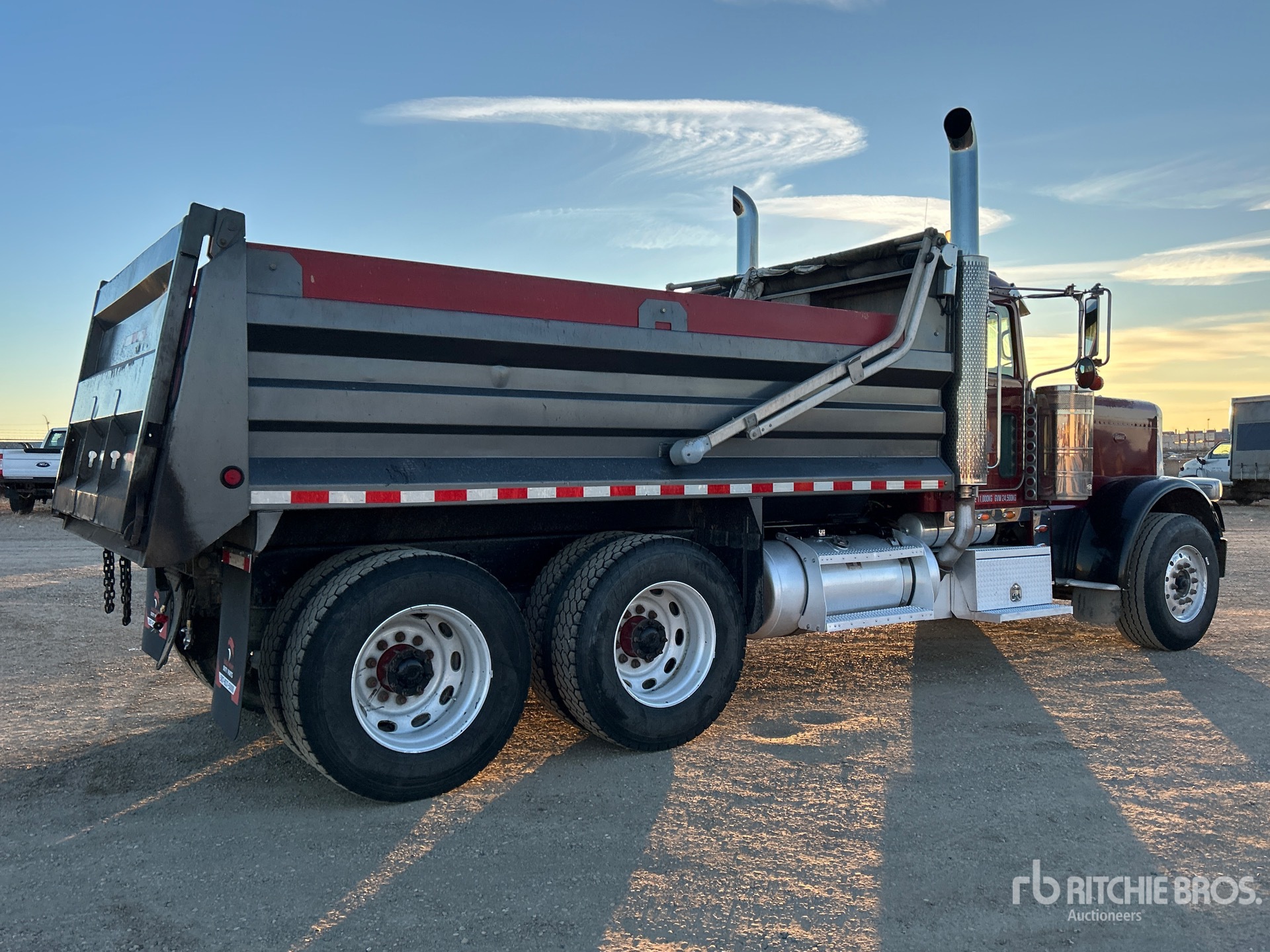 2008 Peterbilt 389