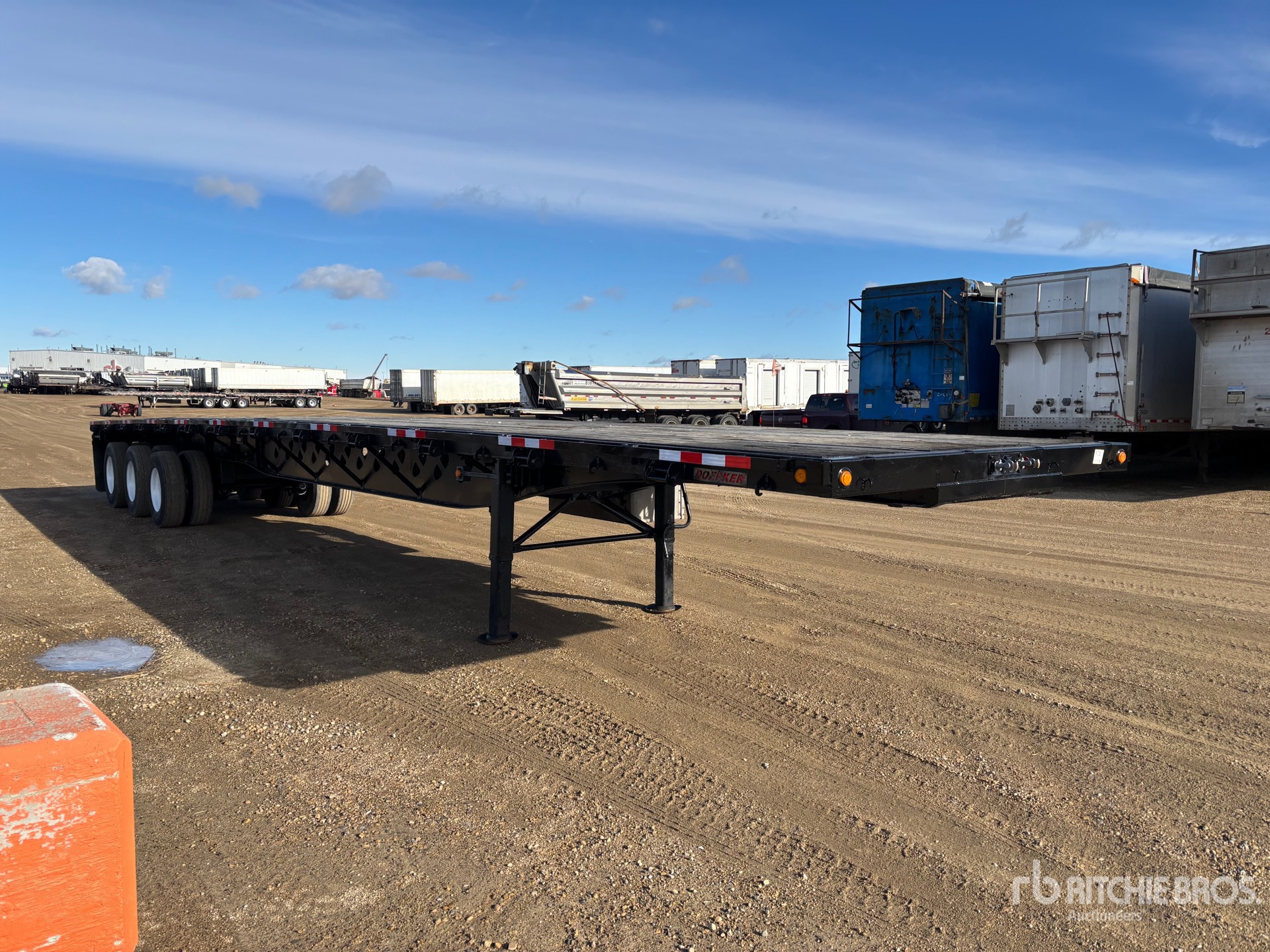 2006 Doepker 53 FT TRI/A