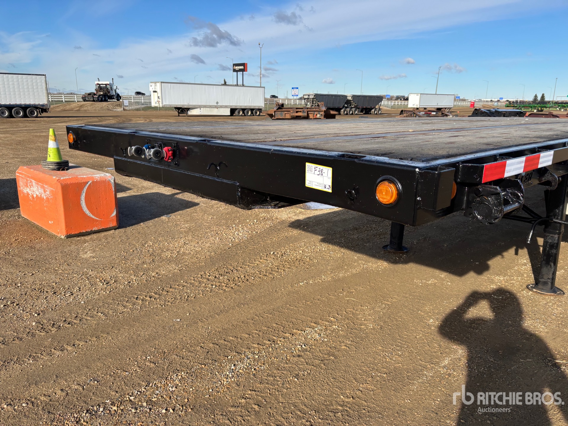2006 Doepker 53 FT TRI/A