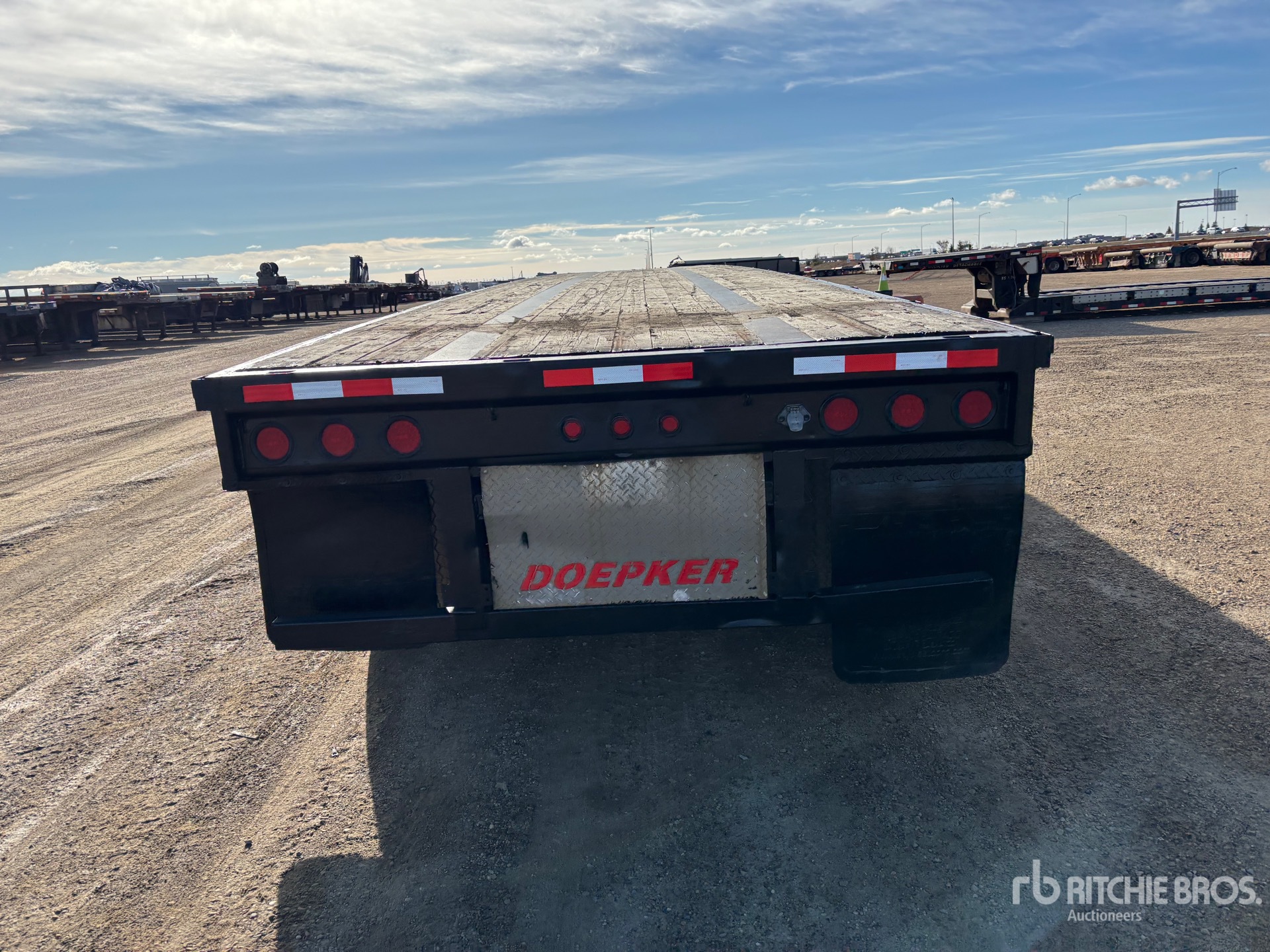 2006 Doepker 53 FT TRI/A