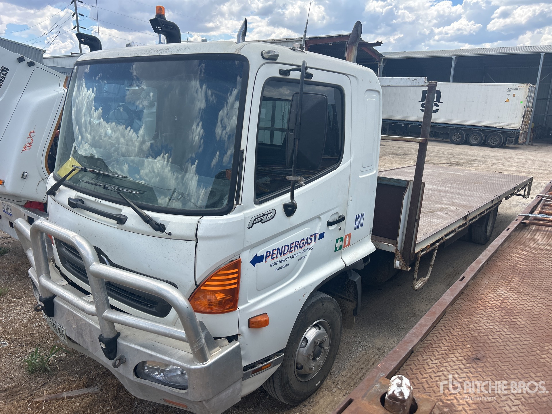 2005 Hino FD1J