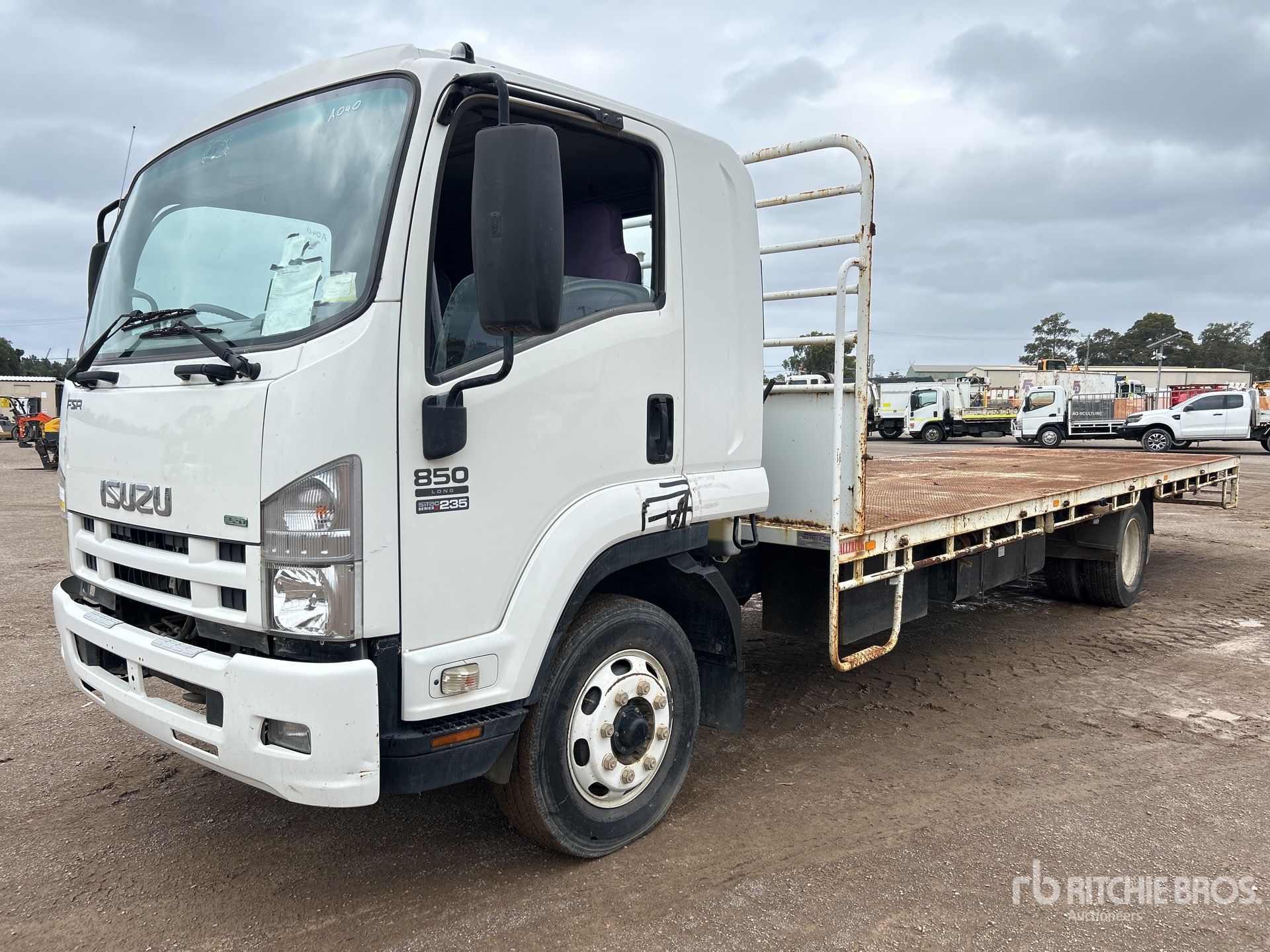 2010 Isuzu FSR850