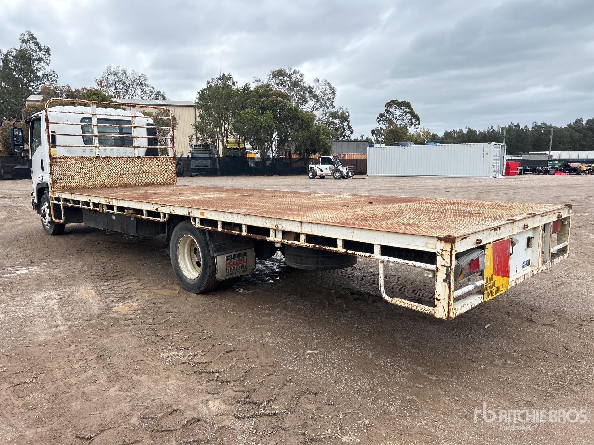 2010 Isuzu FSR850