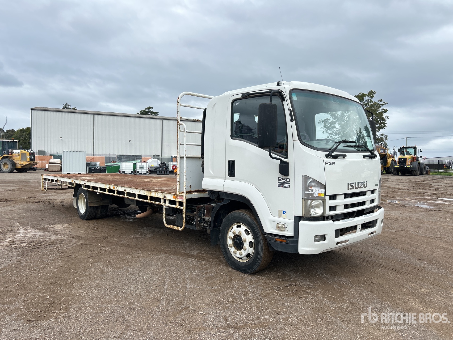 2010 Isuzu FSR850