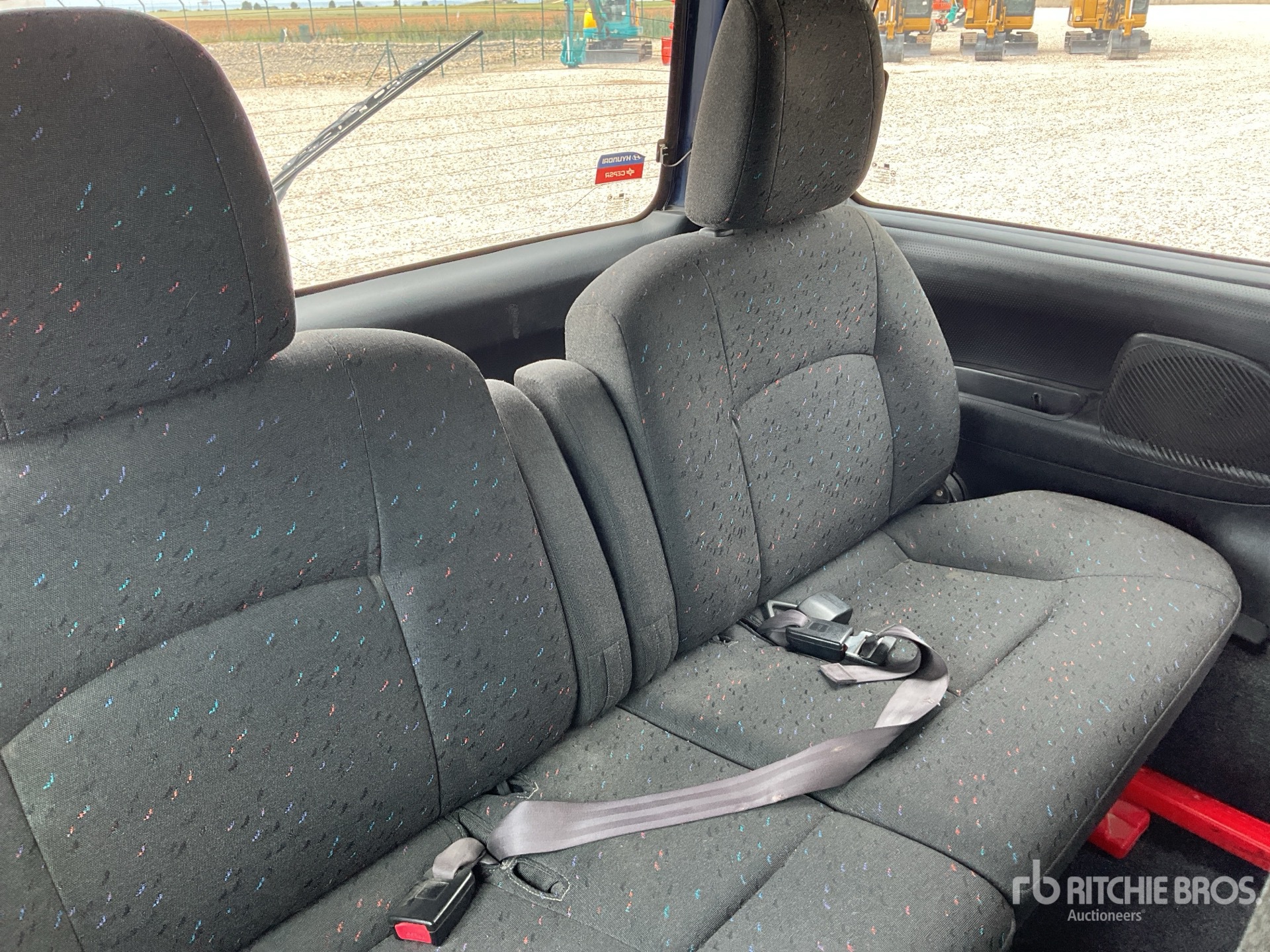 2002 Hyundai H-1