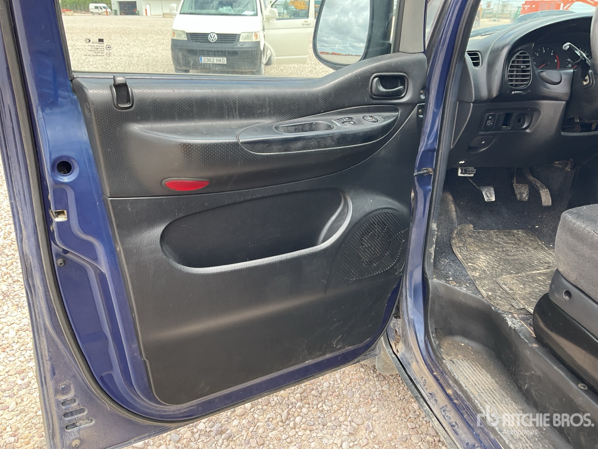 2002 Hyundai H-1