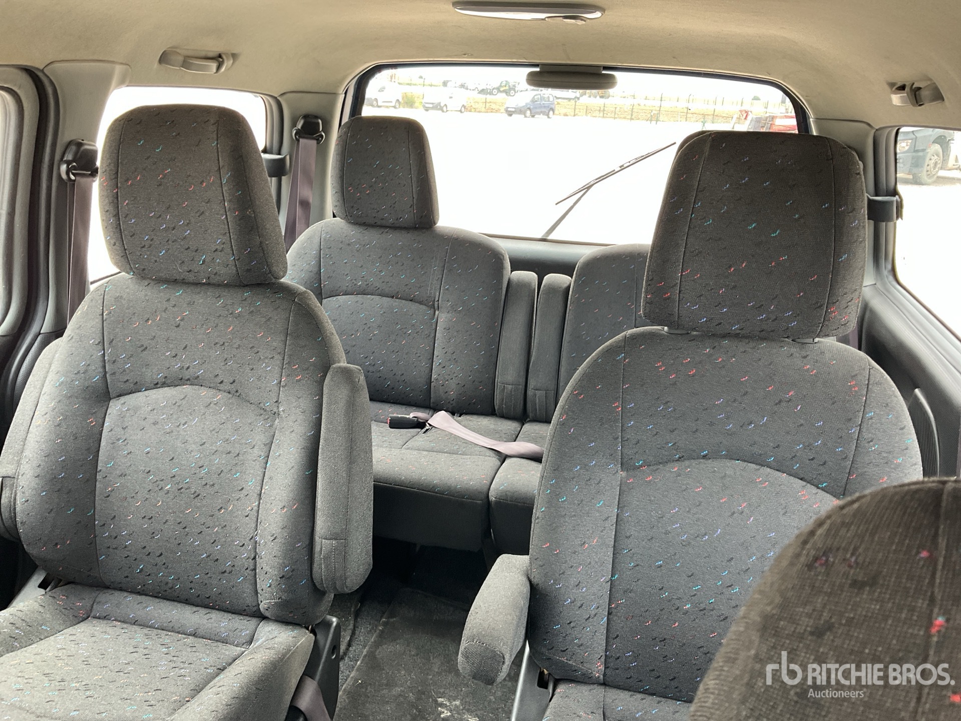 2002 Hyundai H-1