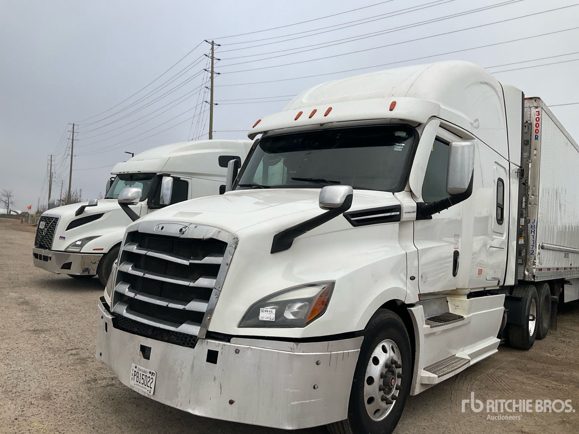 2020 Freightliner CASCADIA 126