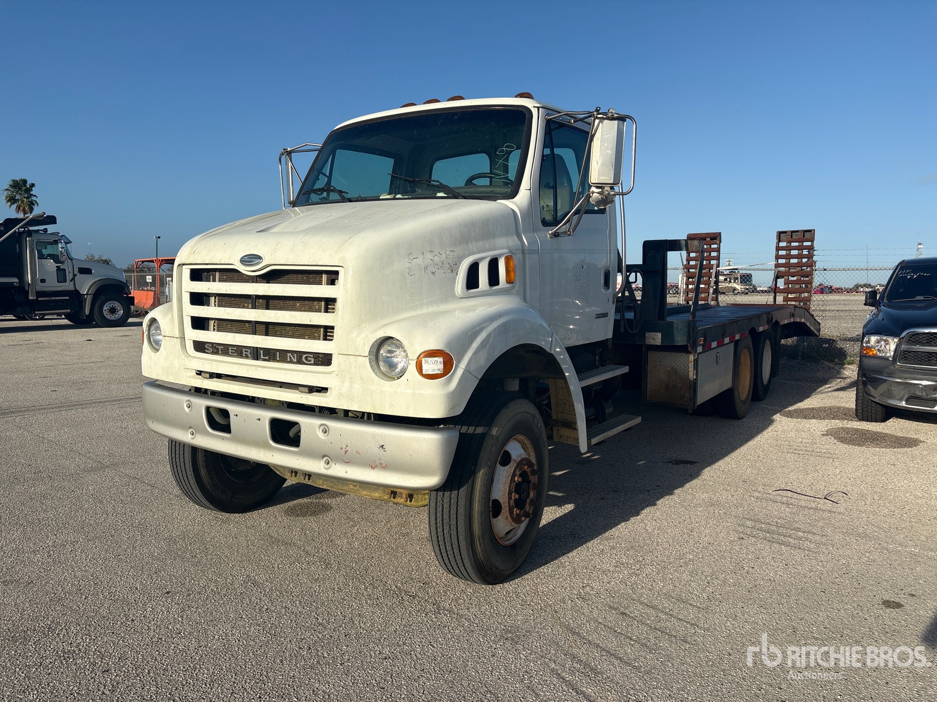 2007 Sterling L7500