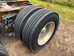 4 Underbody - Truck with 
