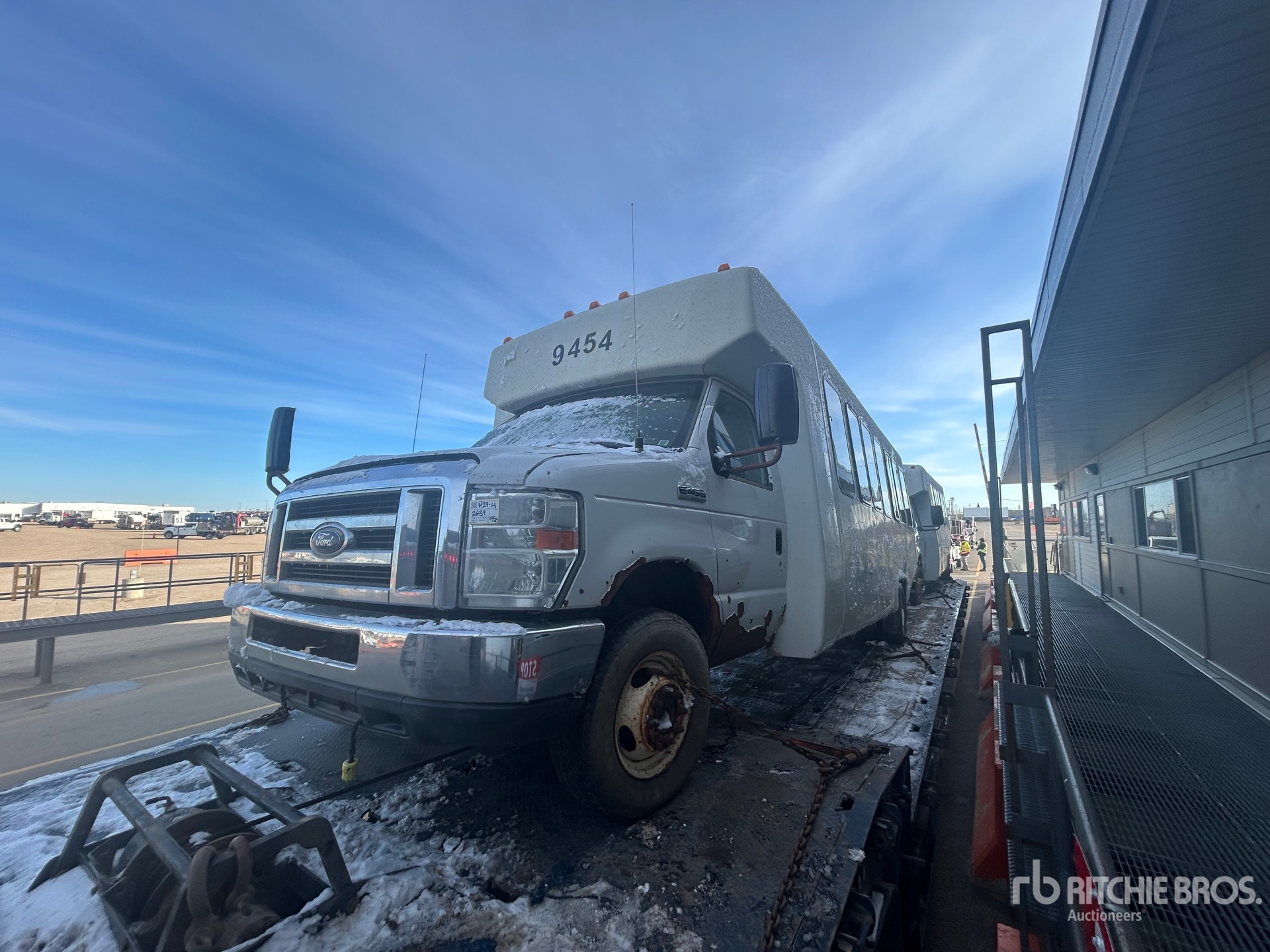 2014 Ford E-450 ECONOLINE