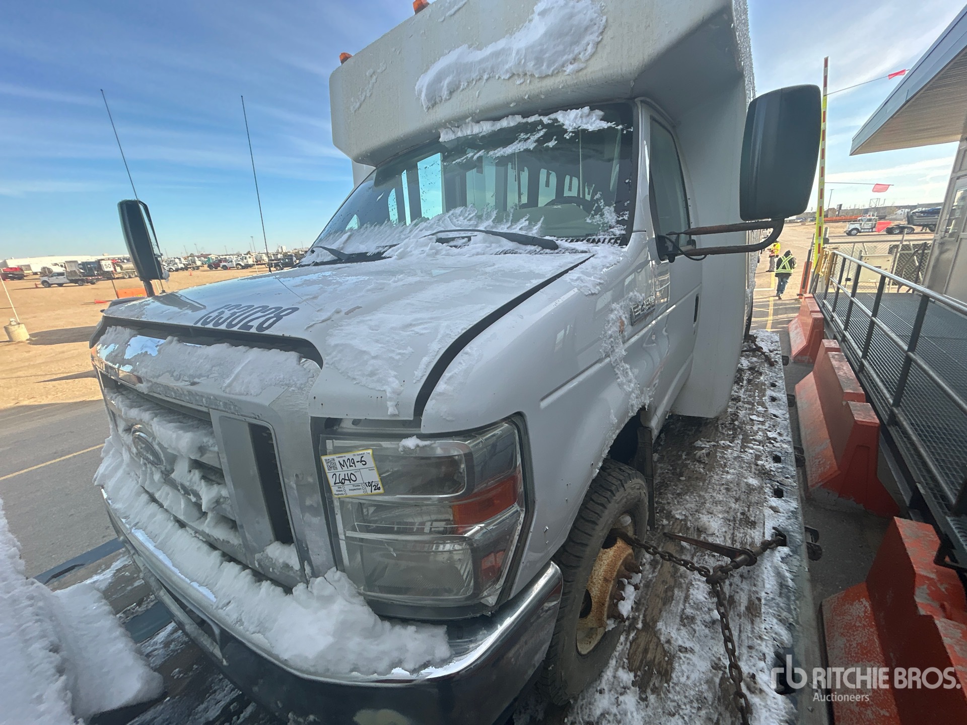 2013 Ford E-450 ECONOLINE