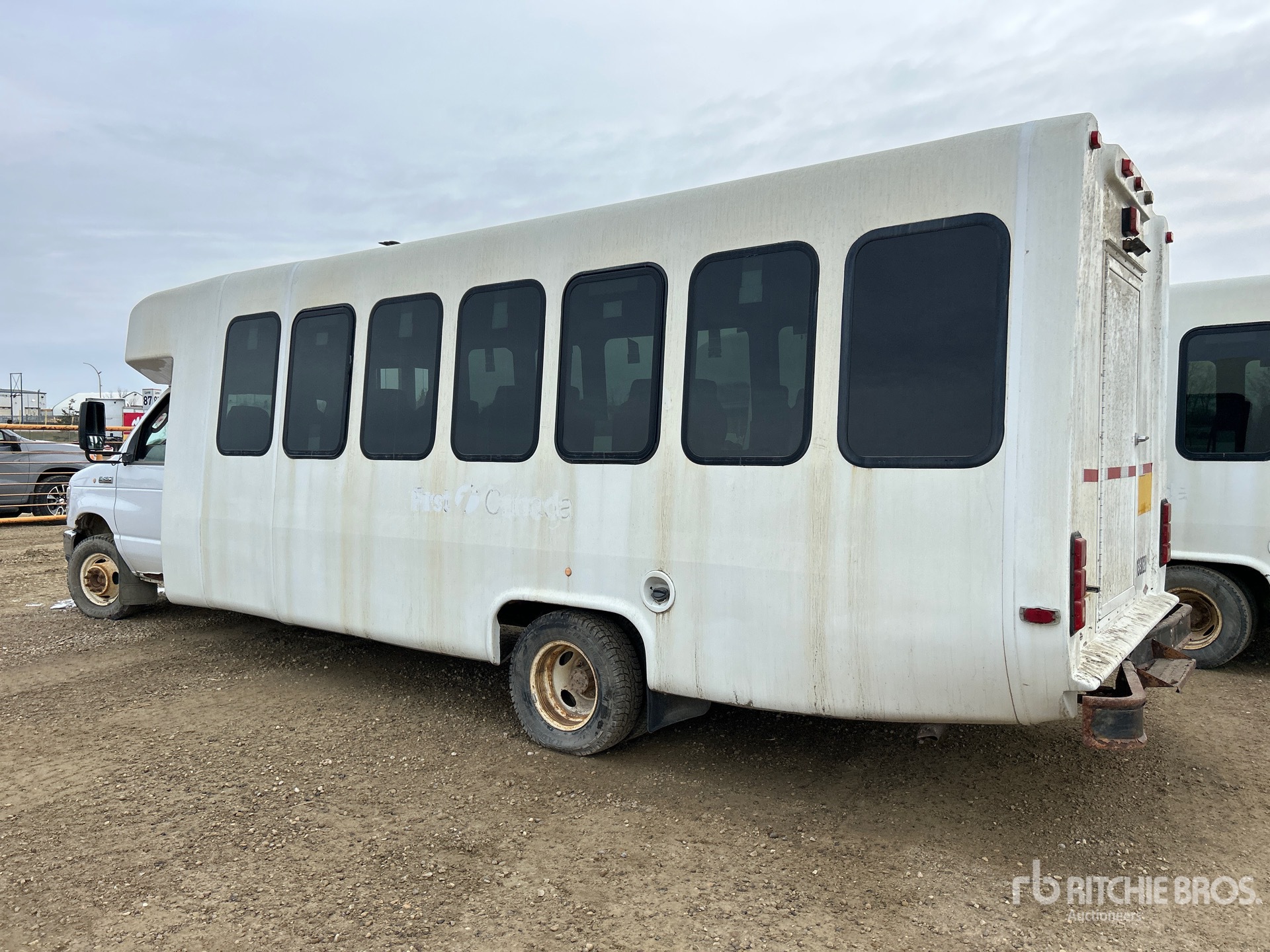 2013 Ford E-450 ECONOLINE