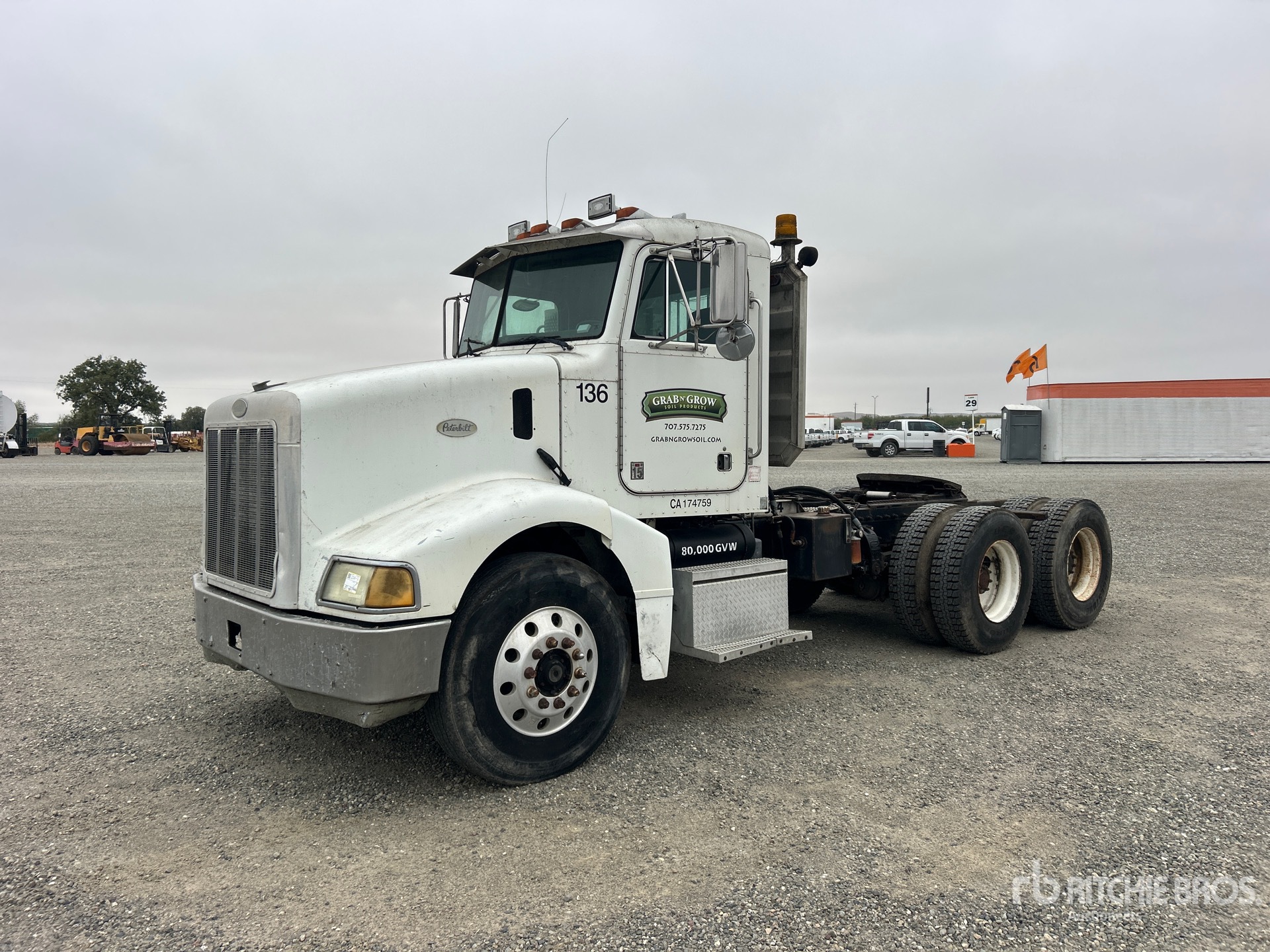 1997 Peterbilt 385