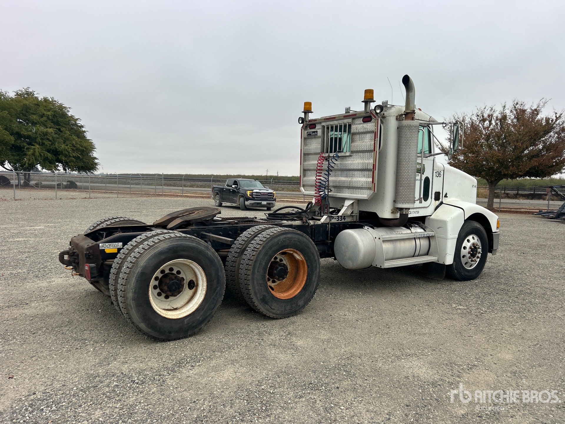 1997 Peterbilt 385