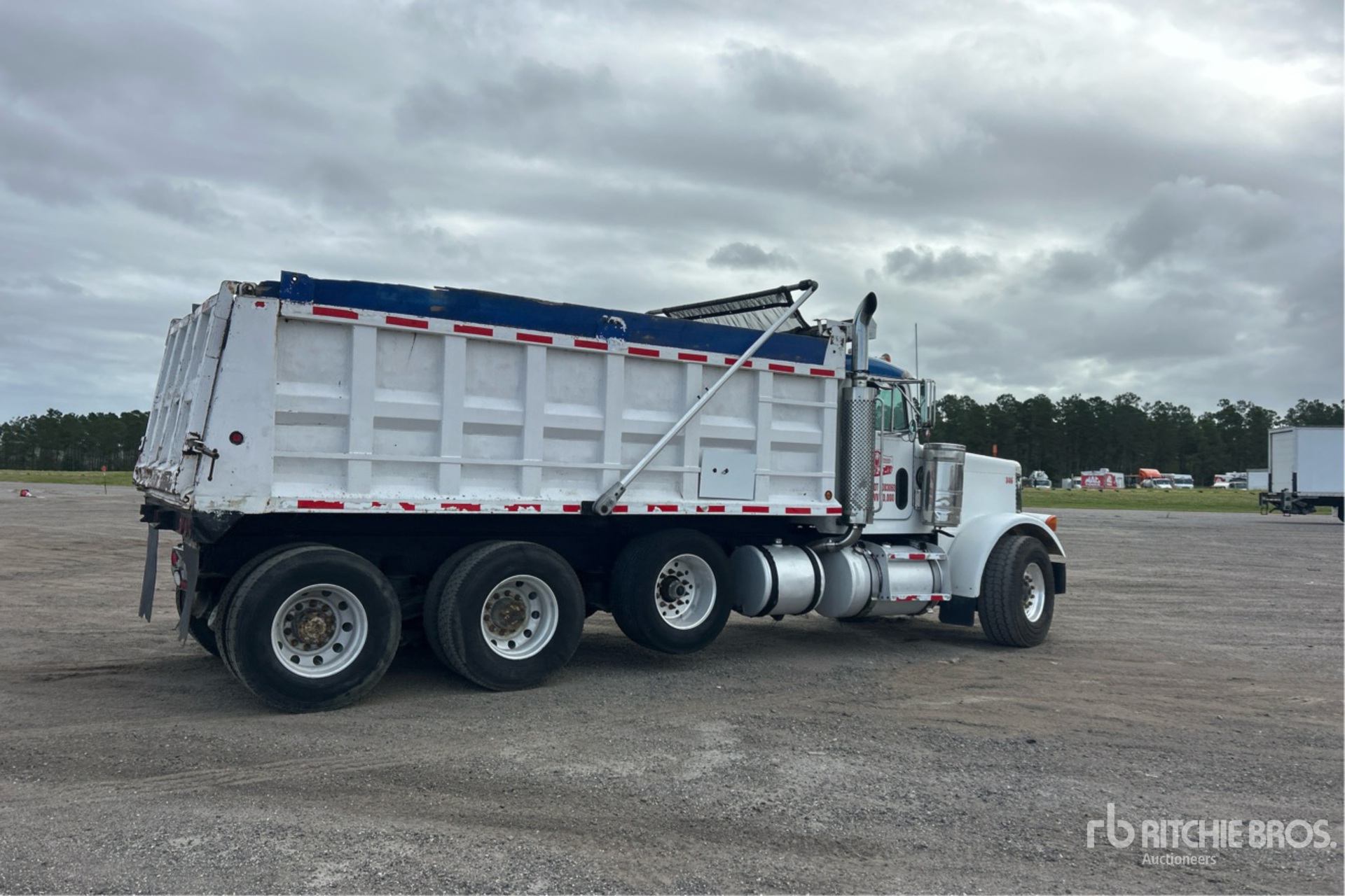 1995 Peterbilt 379