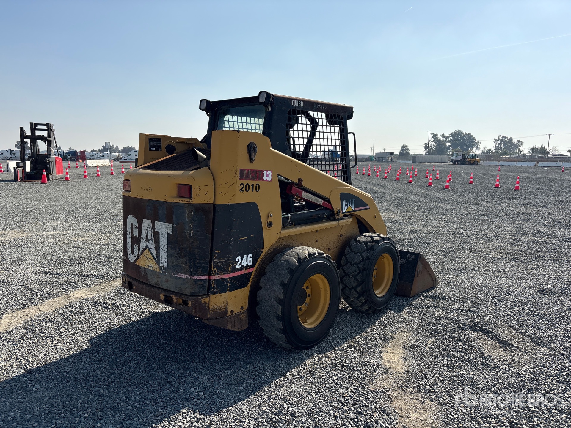 2003 Caterpillar 246