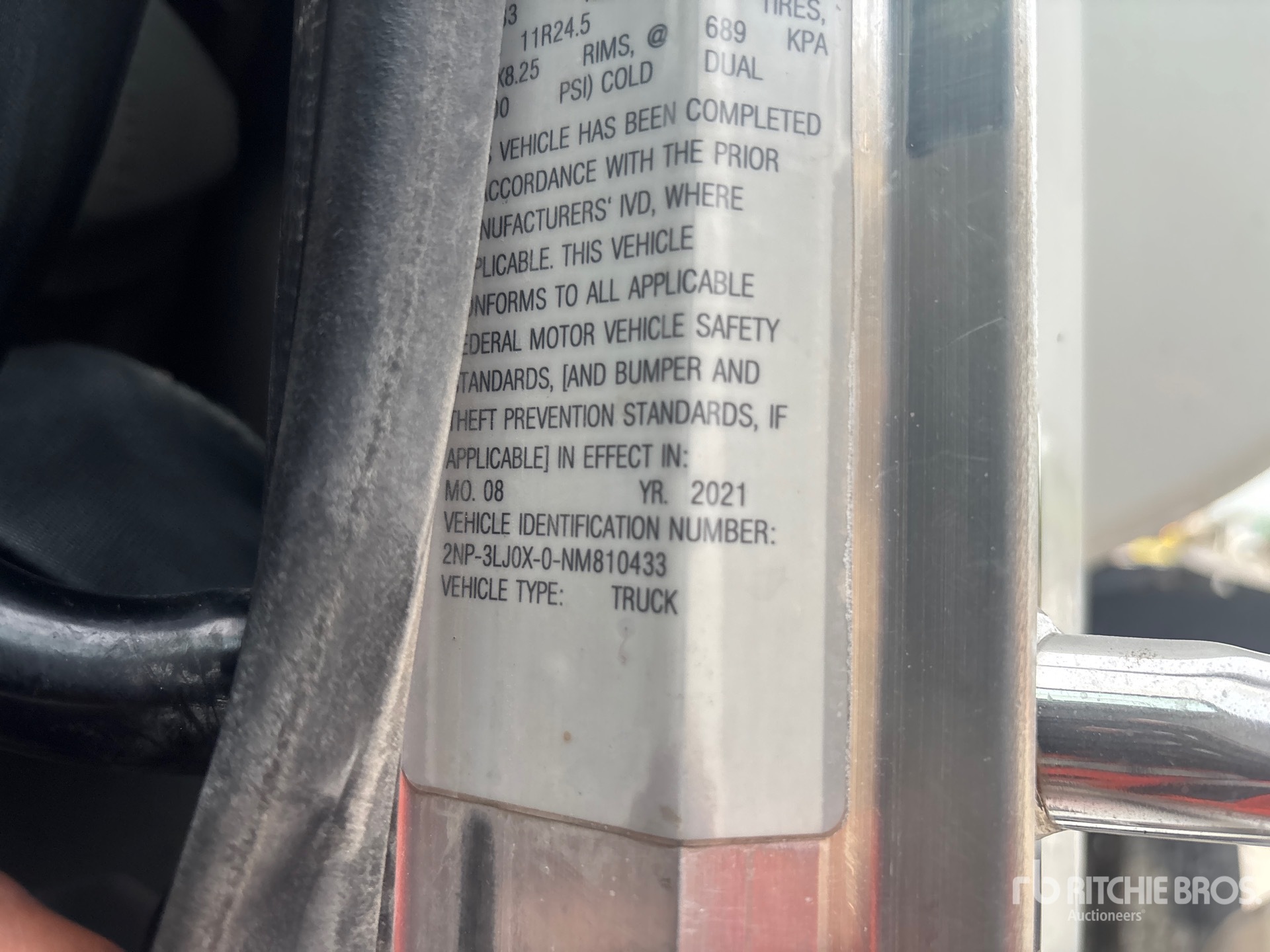 Photo of 2022 Peterbilt 348