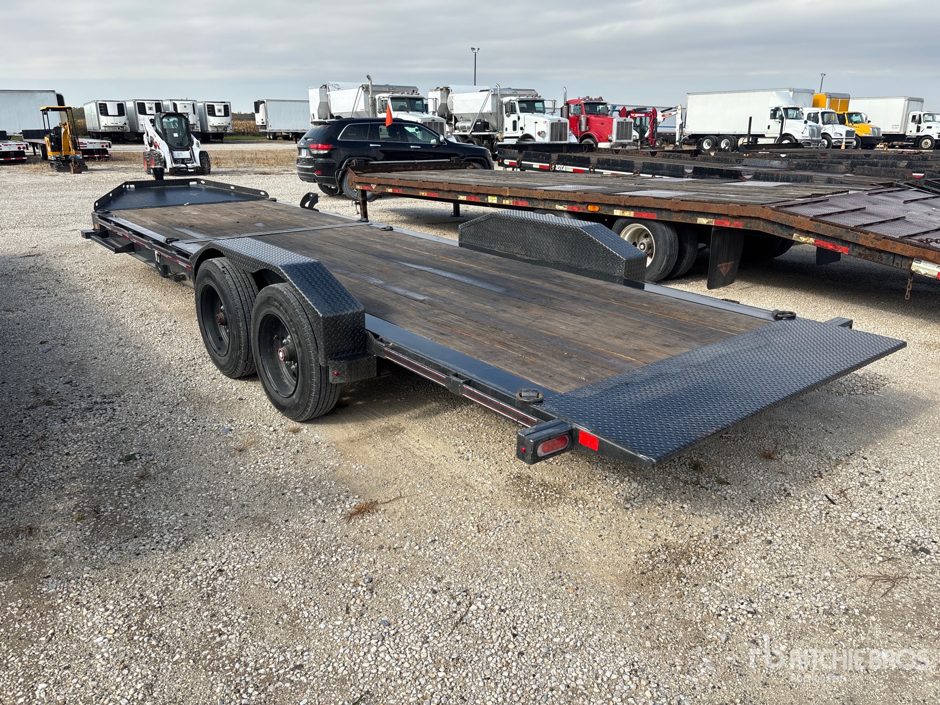 2025 Diamond T/A