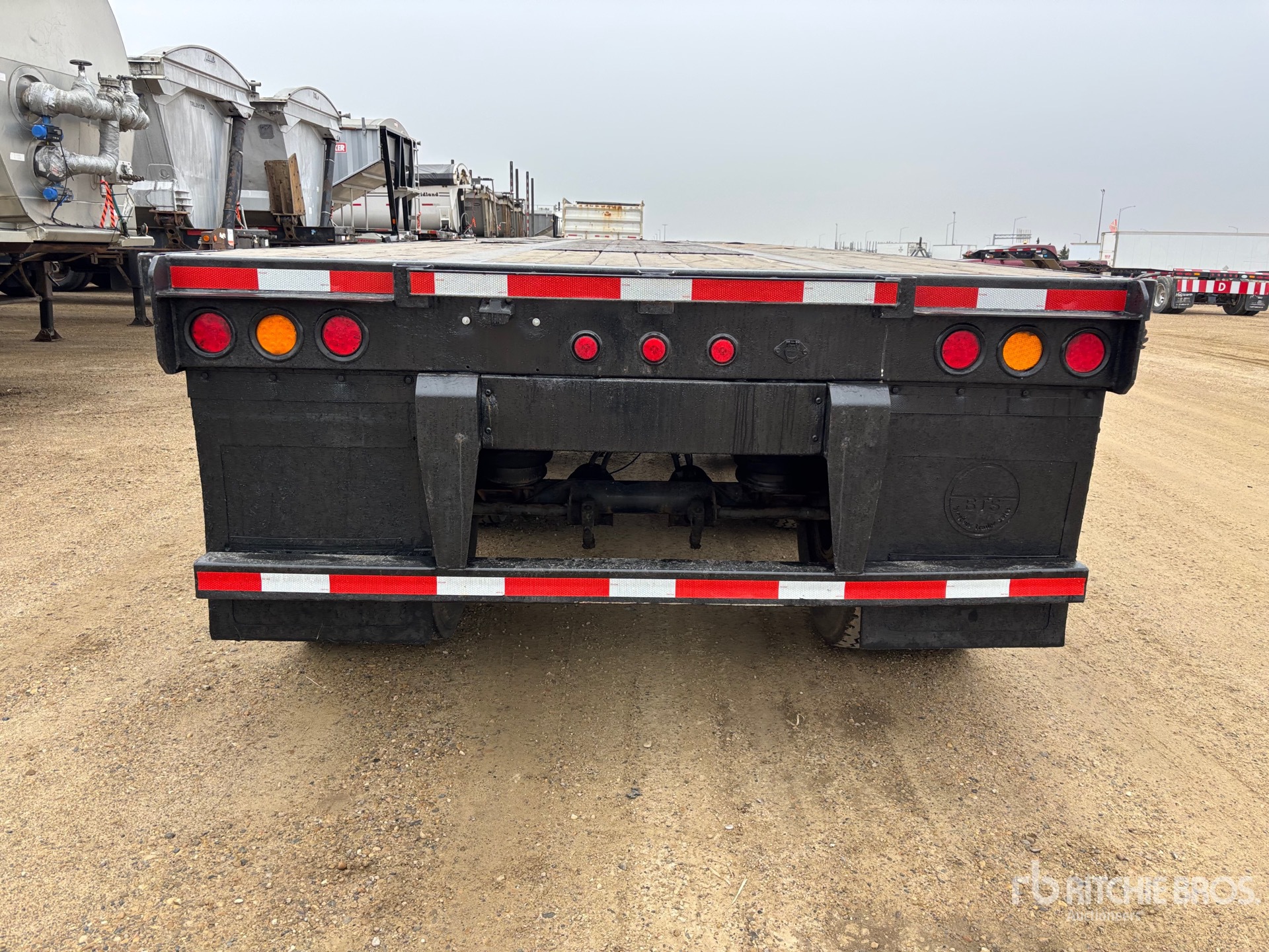 2005 Manac 53 ft Tri/A