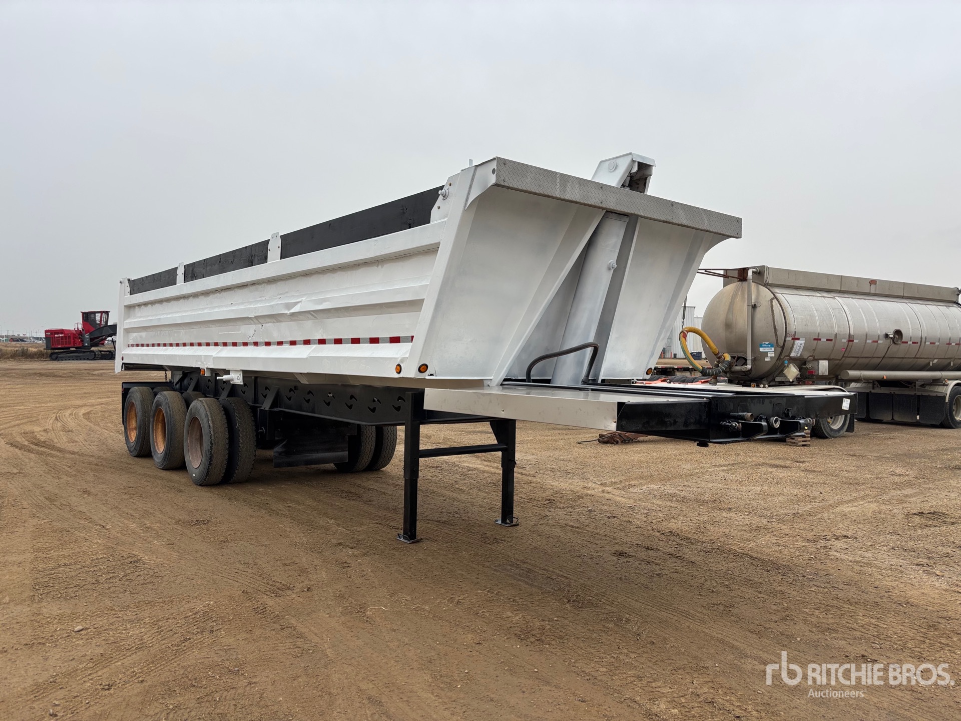 2007 Centerline 30 ft Tri/A