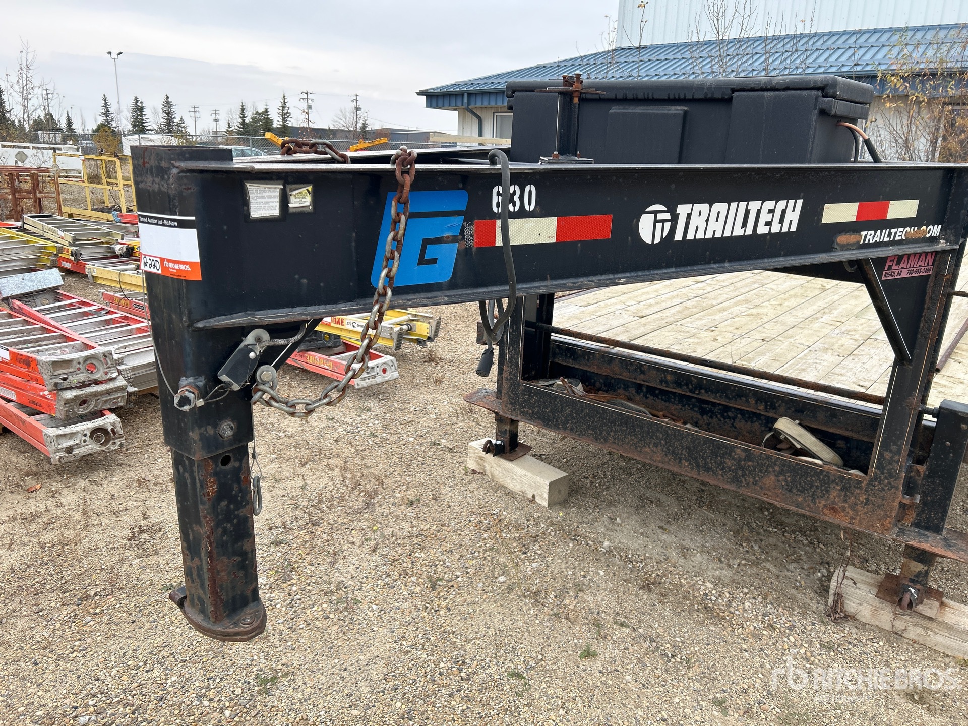 2013 Trailtech 21000 lb 24 ft Tri/A Gooseneck