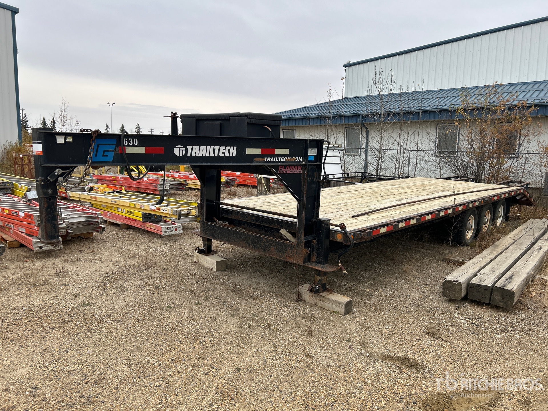 Photo of 2013 Trailtech 21000 lb 24 ft Tri/A Gooseneck