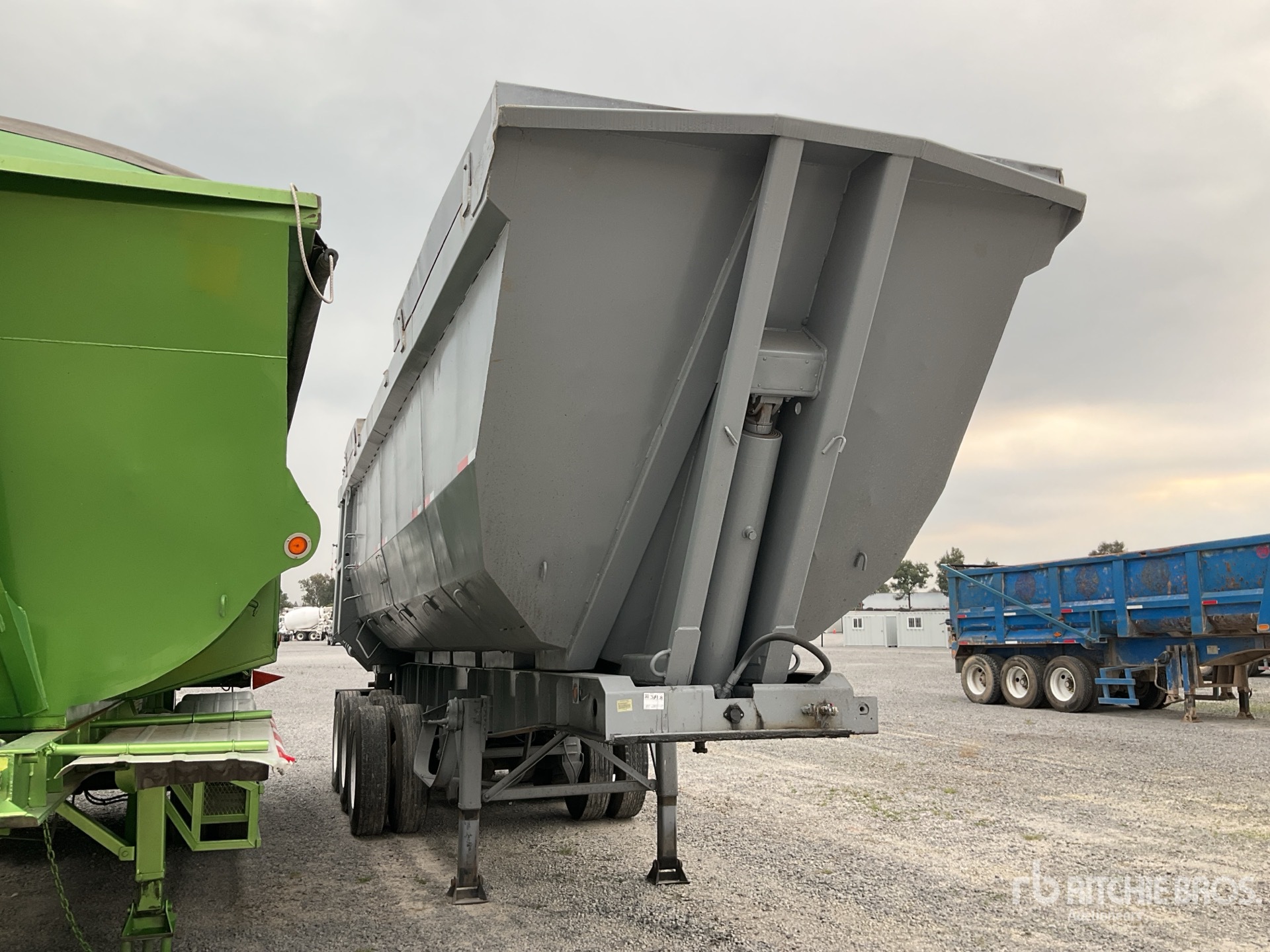 2010 Smart Trailers VCT-N3-1010-10